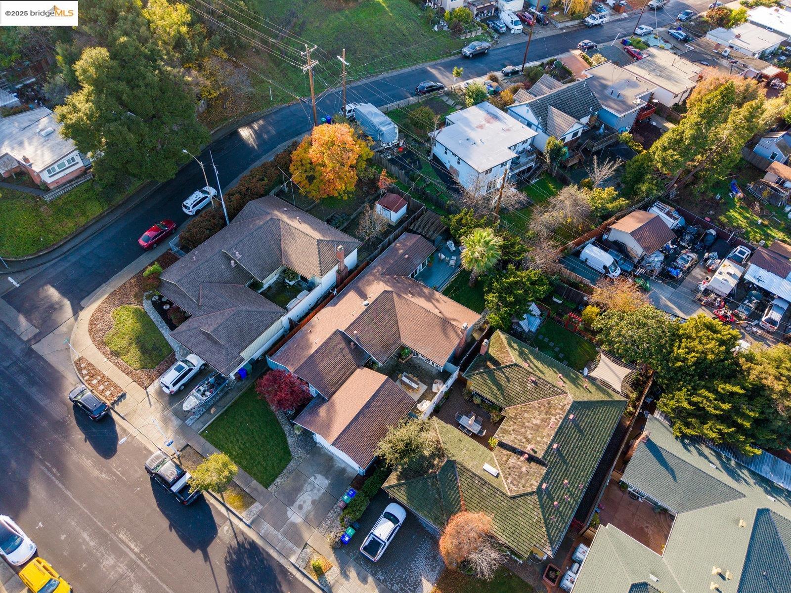 Detail Gallery Image 52 of 52 For 2305 Greenridge Dr, El Sobrante,  CA 94803 - 3 Beds | 2 Baths