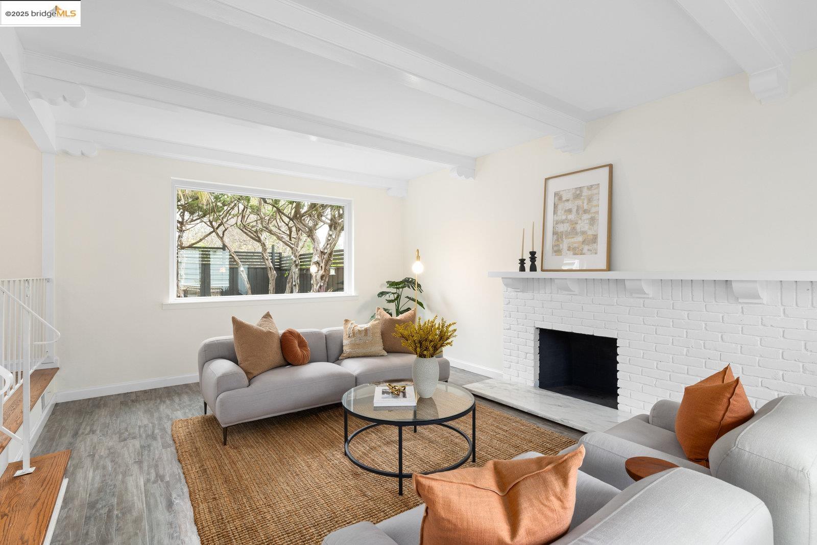 Detail Gallery Image 10 of 52 For 2305 Greenridge Dr, El Sobrante,  CA 94803 - 3 Beds | 2 Baths