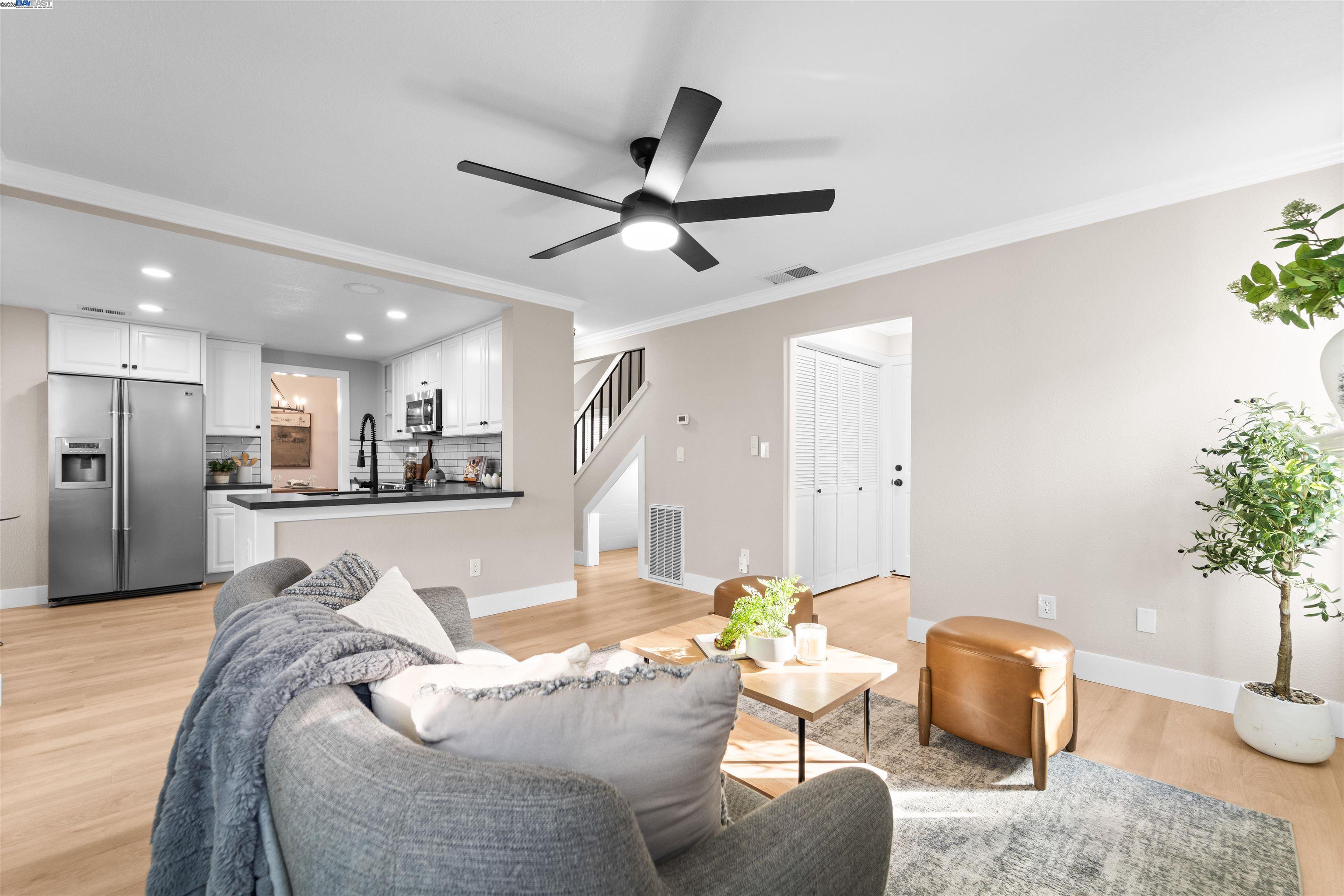 Detail Gallery Image 12 of 41 For 349 Oak Glen Dr, Oakley,  CA 94561 - 3 Beds | 2/1 Baths