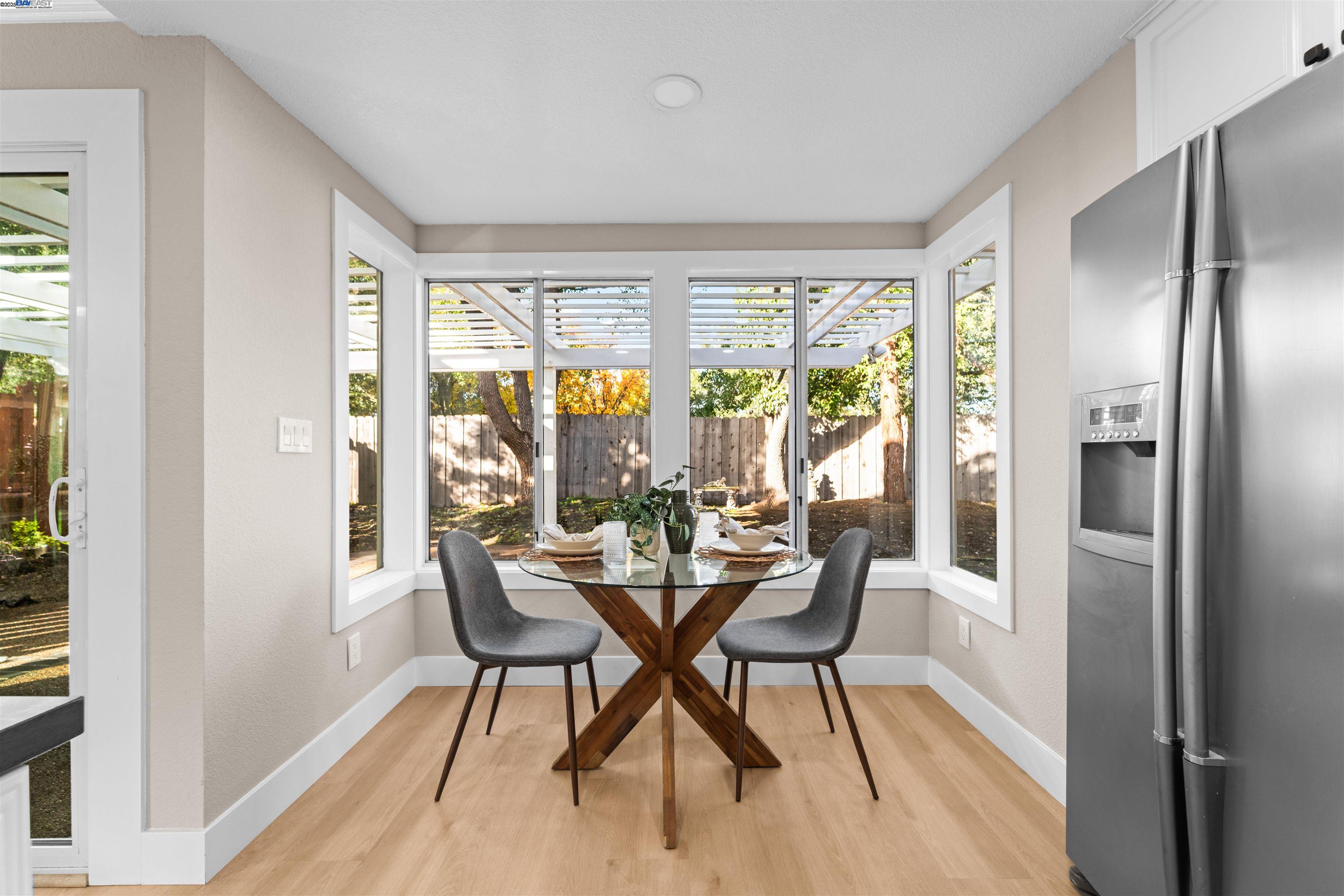 Detail Gallery Image 19 of 41 For 349 Oak Glen Dr, Oakley,  CA 94561 - 3 Beds | 2/1 Baths