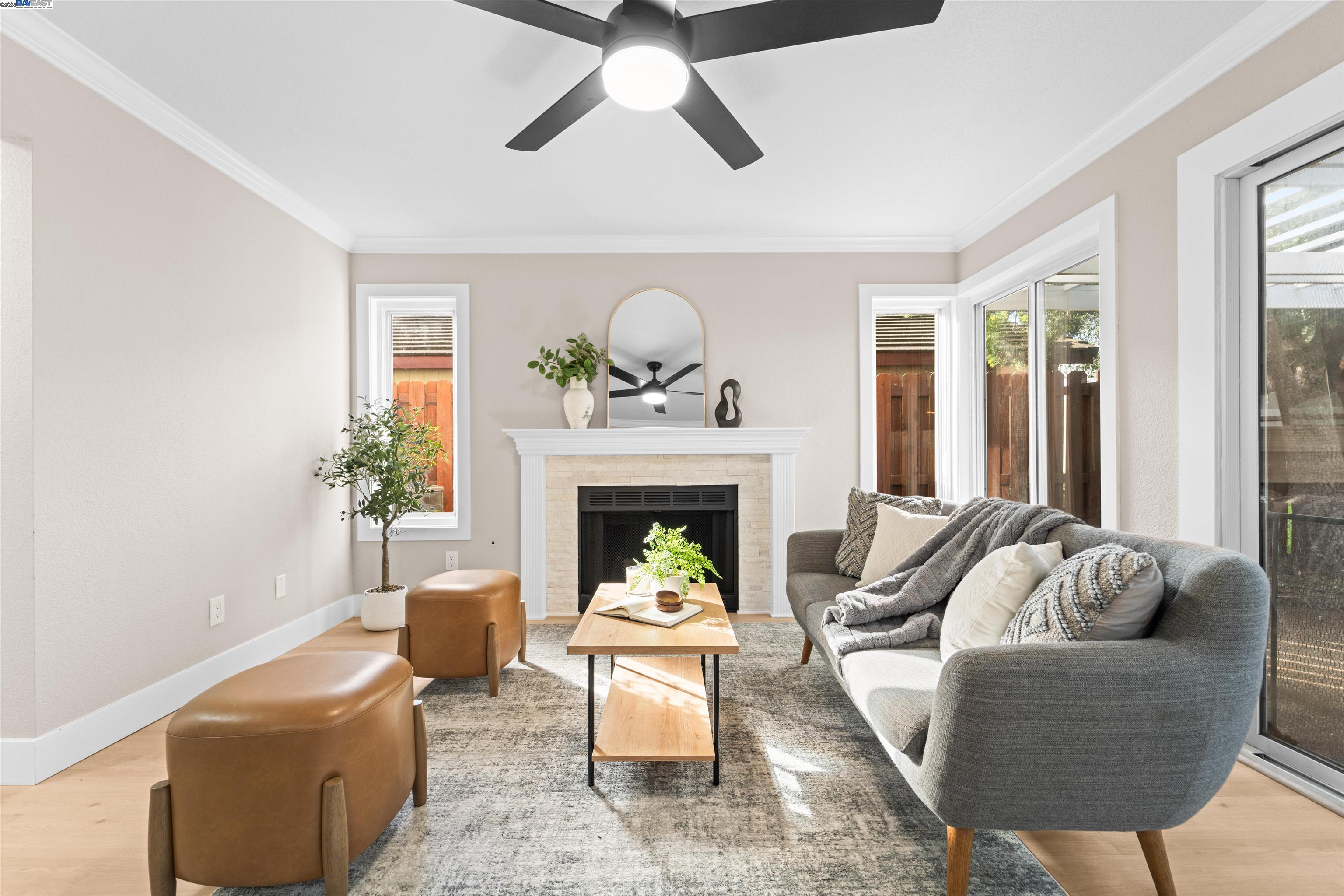 Detail Gallery Image 10 of 41 For 349 Oak Glen Dr, Oakley,  CA 94561 - 3 Beds | 2/1 Baths