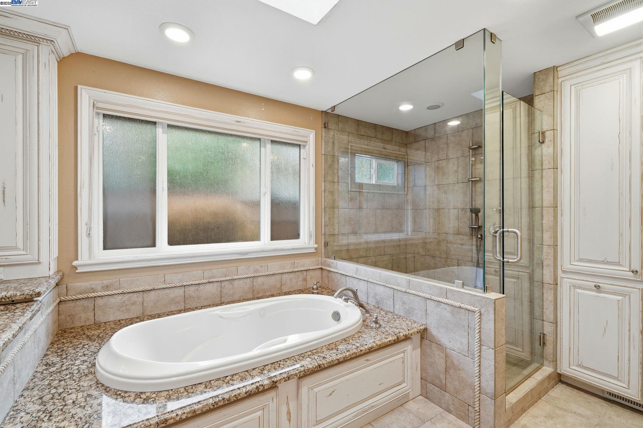 Detail Gallery Image 42 of 60 For 66 Oakridge Ct, Danville,  CA 94526 - 2 Beds | 2 Baths
