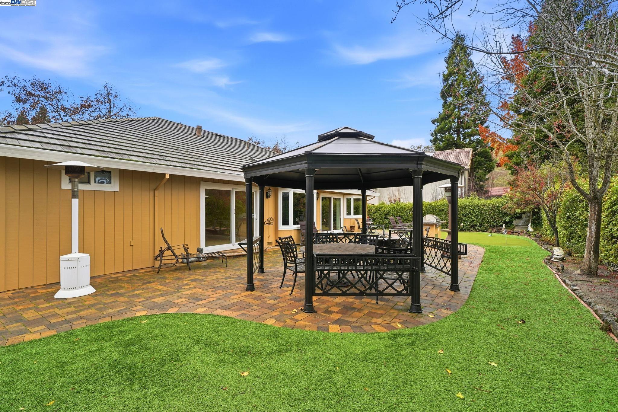 Detail Gallery Image 55 of 60 For 66 Oakridge Ct, Danville,  CA 94526 - 2 Beds | 2 Baths