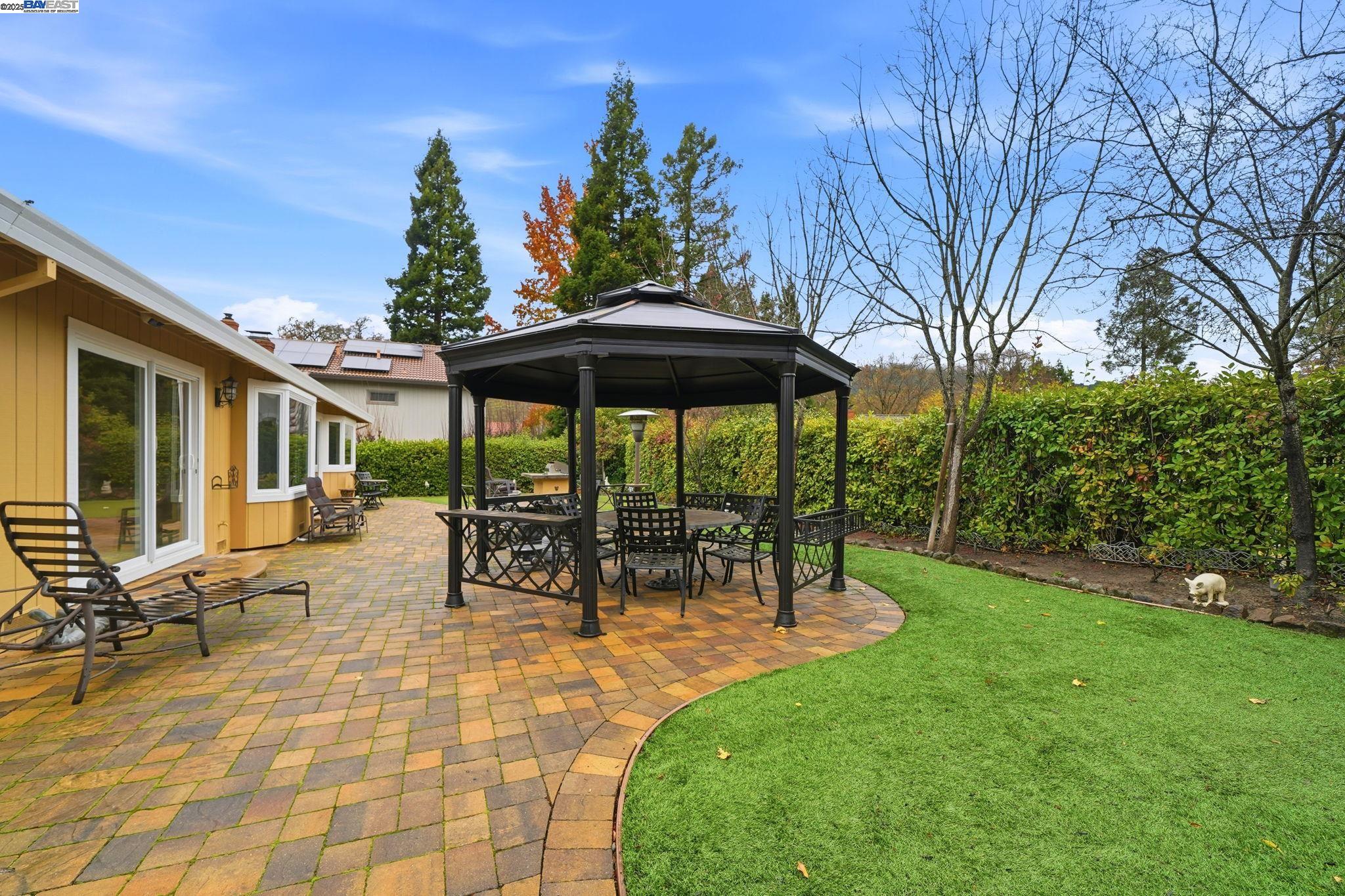 Detail Gallery Image 56 of 60 For 66 Oakridge Ct, Danville,  CA 94526 - 2 Beds | 2 Baths