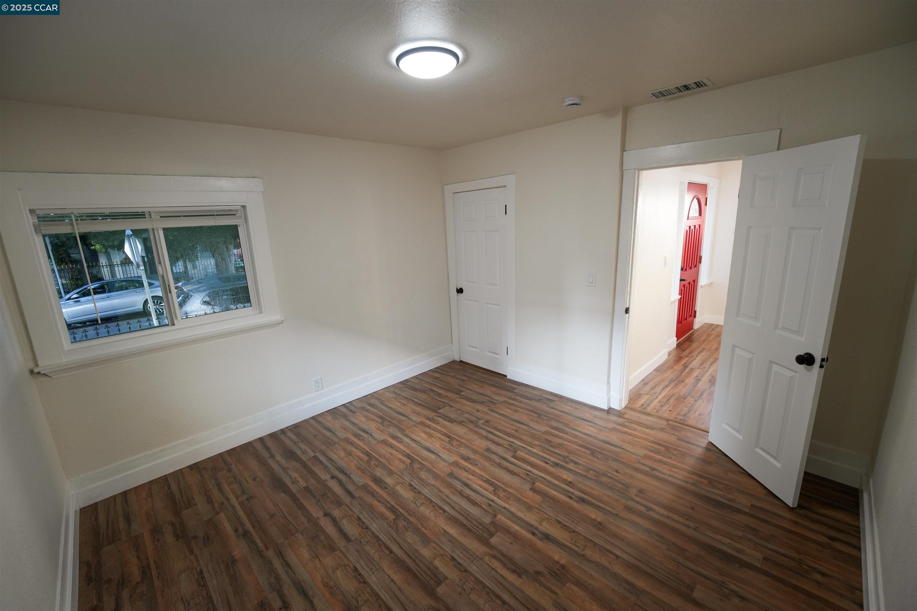 Detail Gallery Image 16 of 24 For 1360 99th Ave, Oakland,  CA 94603 - 3 Beds | 2 Baths