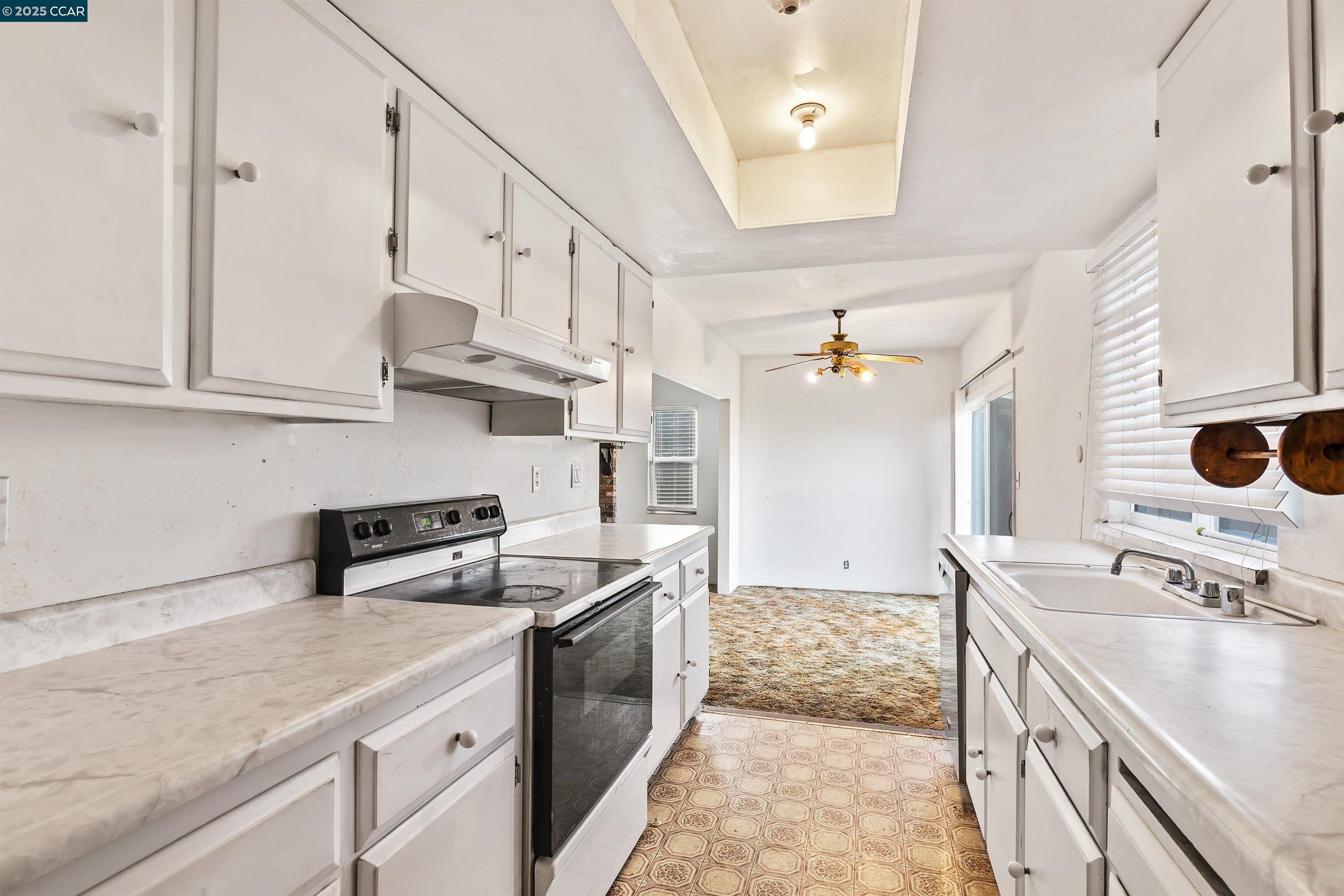 Detail Gallery Image 16 of 29 For 2924 N Francisco Way, Antioch,  CA 94509 - 4 Beds | 2 Baths