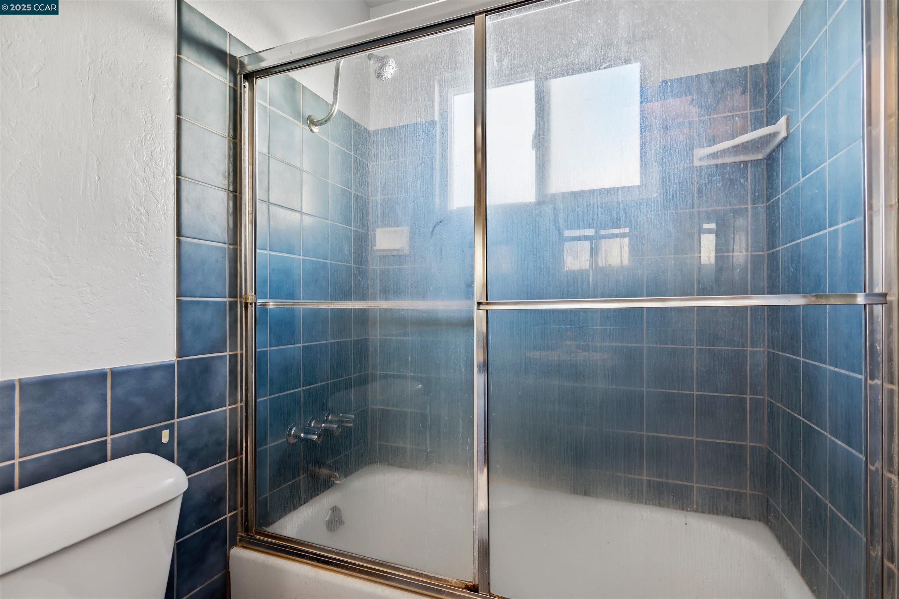 Detail Gallery Image 21 of 29 For 2924 N Francisco Way, Antioch,  CA 94509 - 4 Beds | 2 Baths