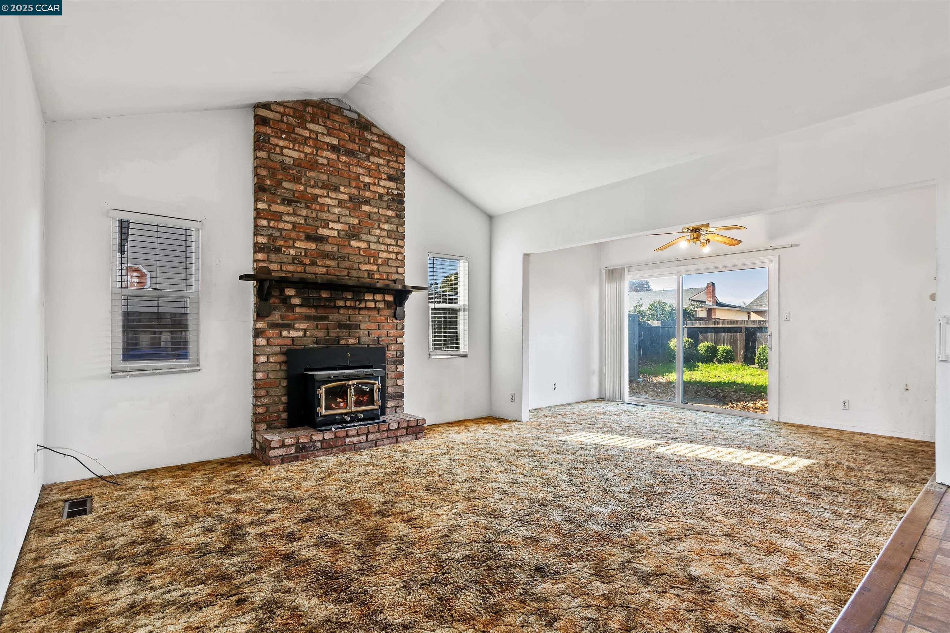 Detail Gallery Image 6 of 29 For 2924 N Francisco Way, Antioch,  CA 94509 - 4 Beds | 2 Baths