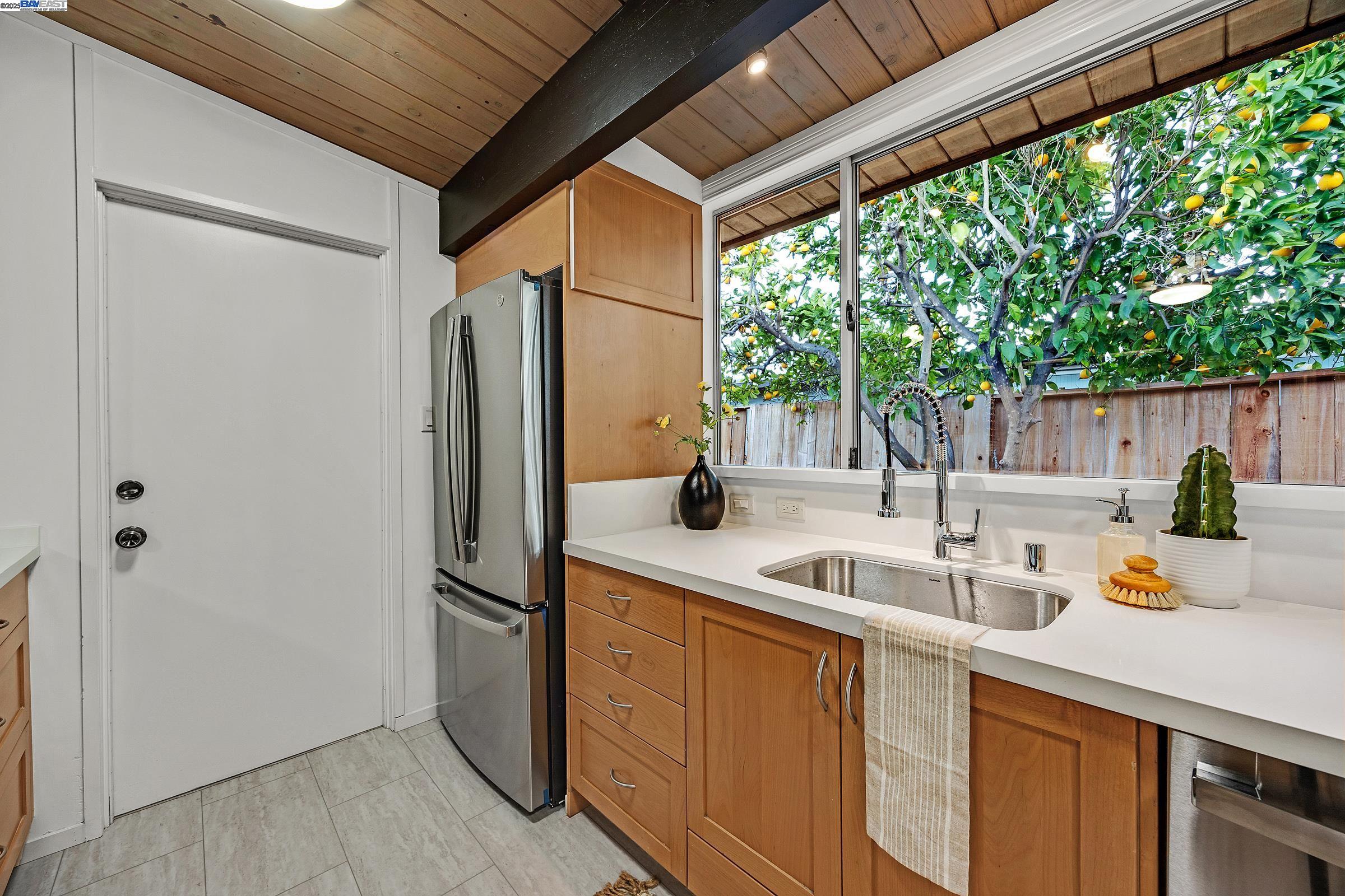 Detail Gallery Image 24 of 60 For 4004 Salem St, Concord,  CA 94521 - 4 Beds | 2 Baths