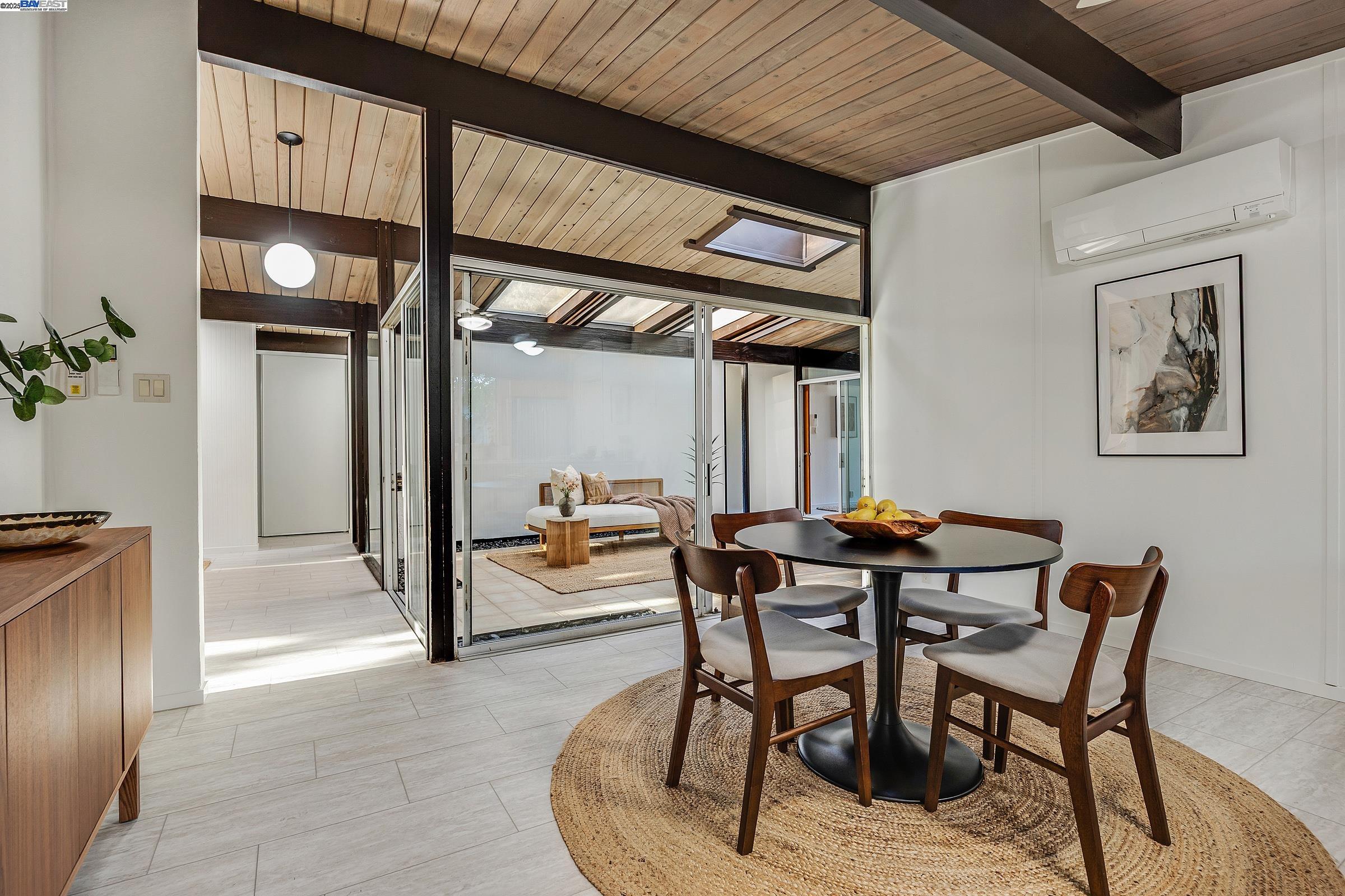 Detail Gallery Image 28 of 60 For 4004 Salem St, Concord,  CA 94521 - 4 Beds | 2 Baths