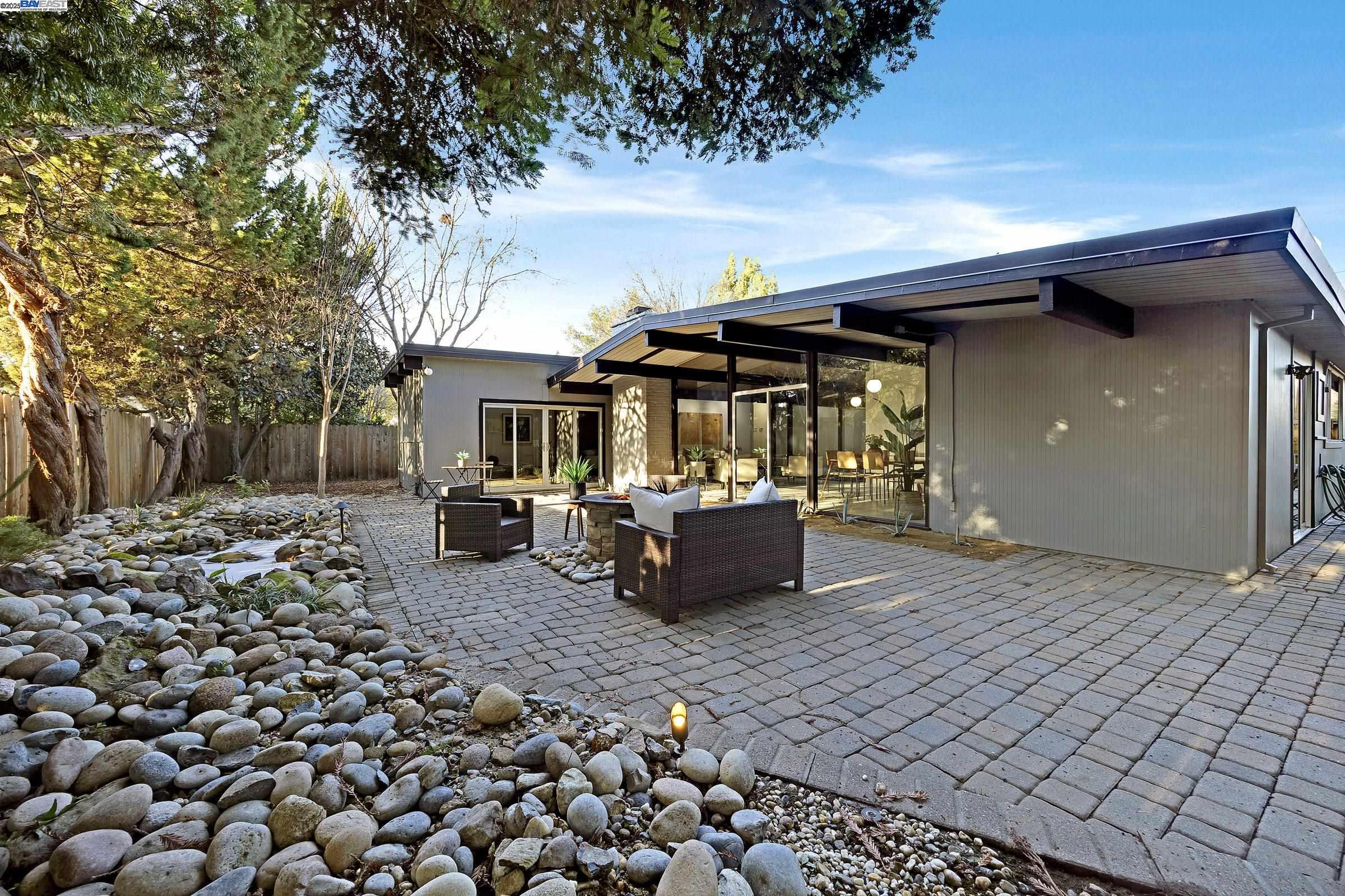 Detail Gallery Image 51 of 60 For 4004 Salem St, Concord,  CA 94521 - 4 Beds | 2 Baths