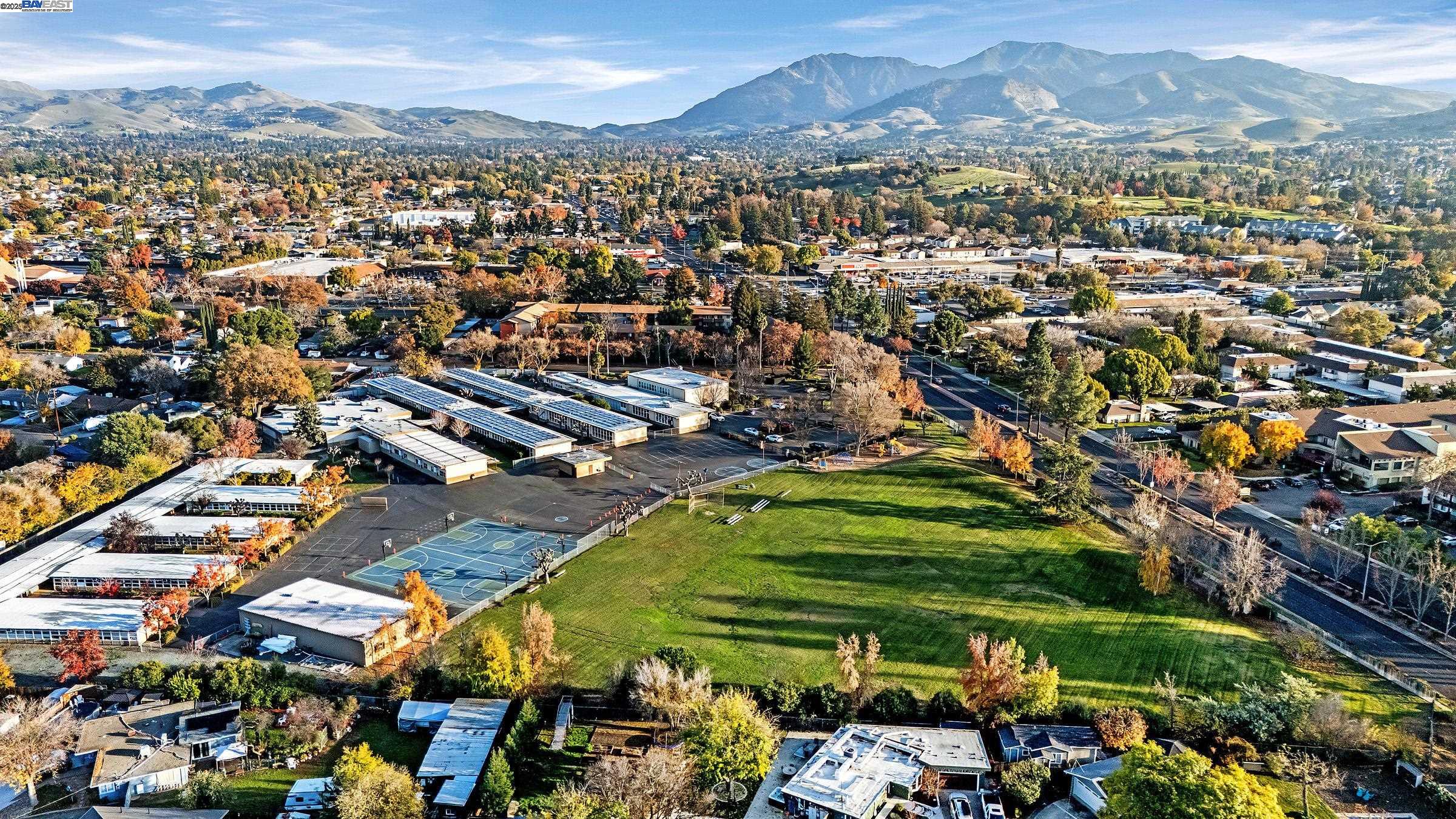 Detail Gallery Image 58 of 60 For 4004 Salem St, Concord,  CA 94521 - 4 Beds | 2 Baths