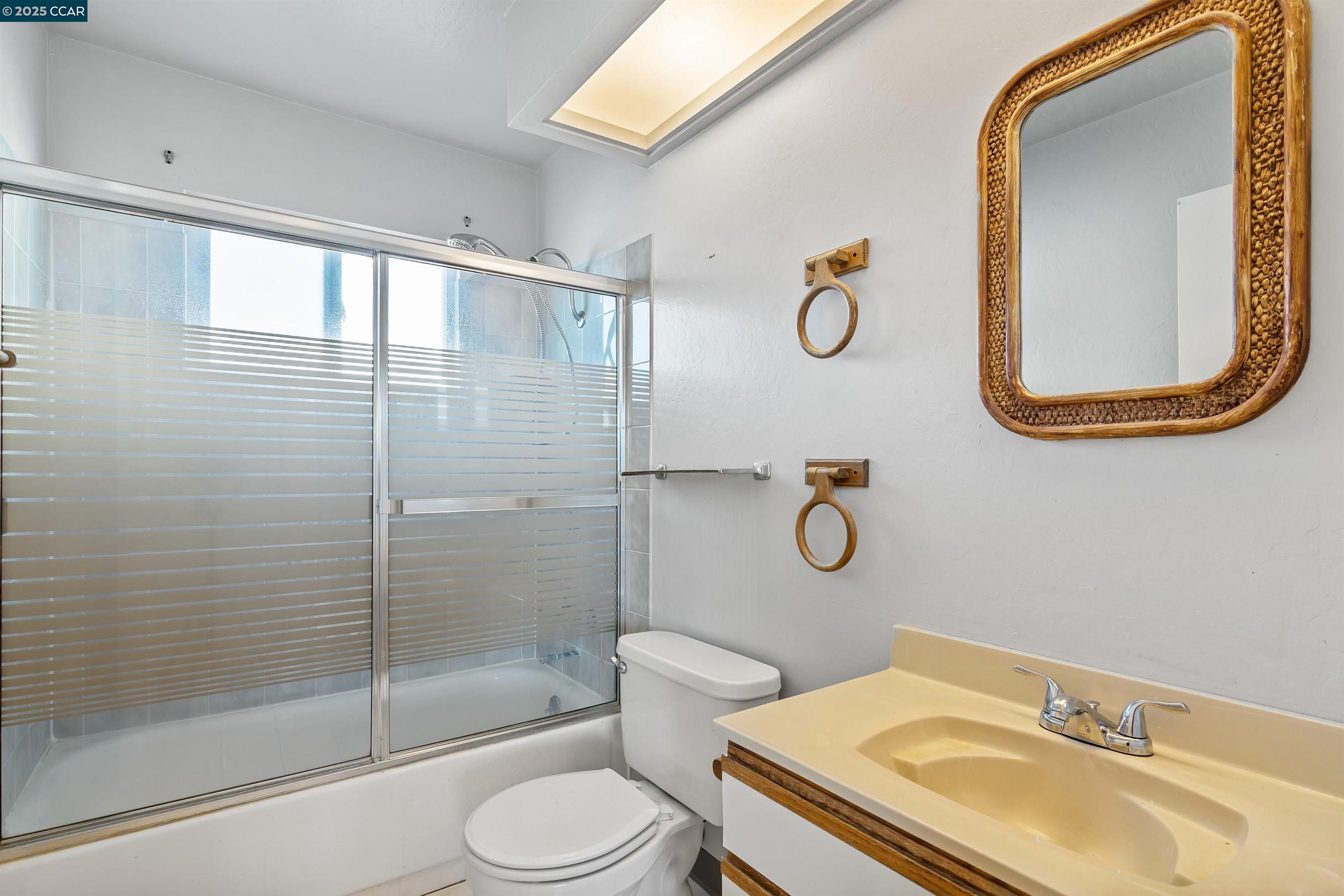 Detail Gallery Image 24 of 29 For 2924 N Francisco Way, Antioch,  CA 94509 - 4 Beds | 2 Baths