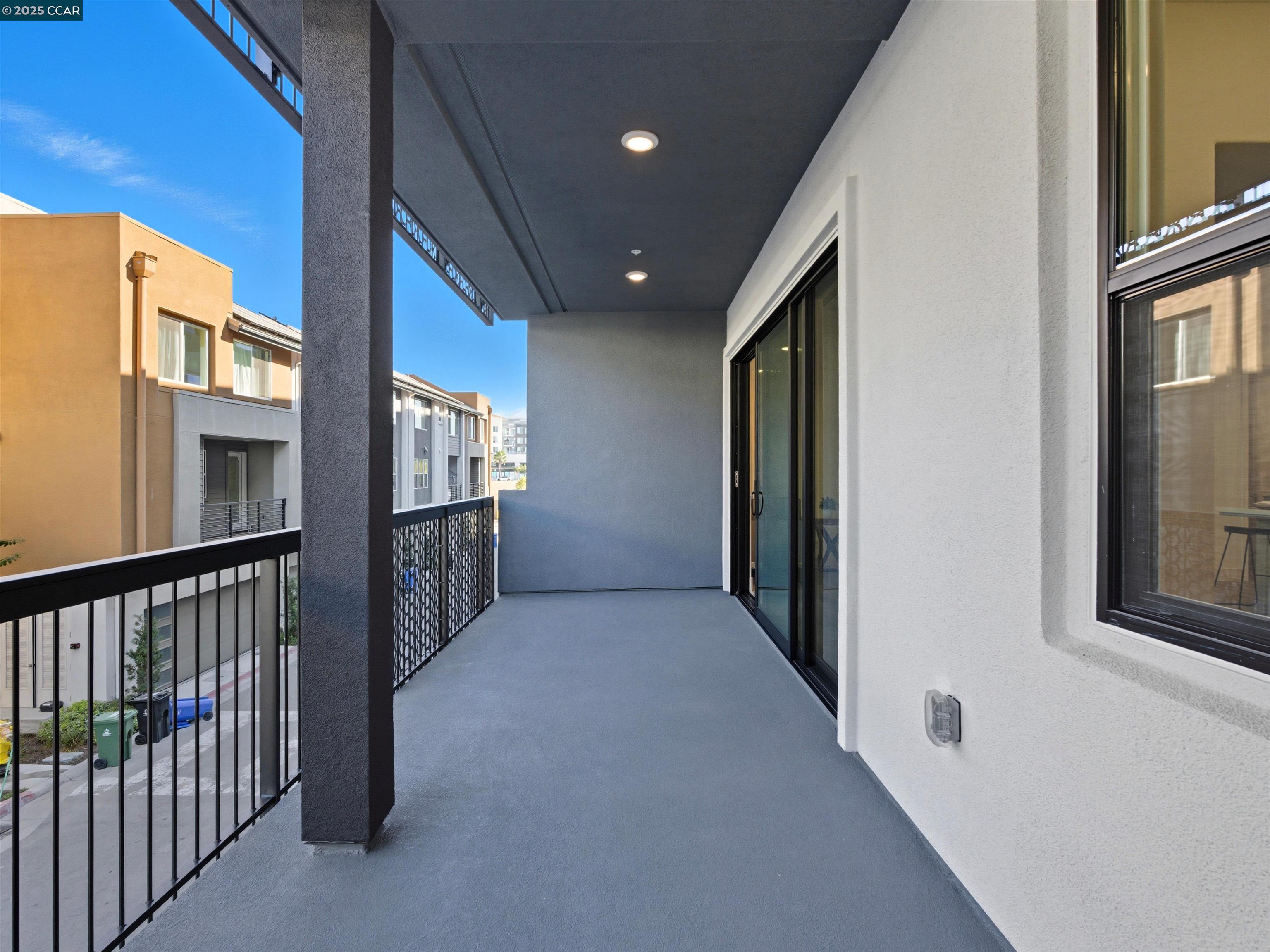 Detail Gallery Image 14 of 49 For 44862 S Grimmer Blvd #201,  Fremont,  CA 94538 - 3 Beds | 2 Baths