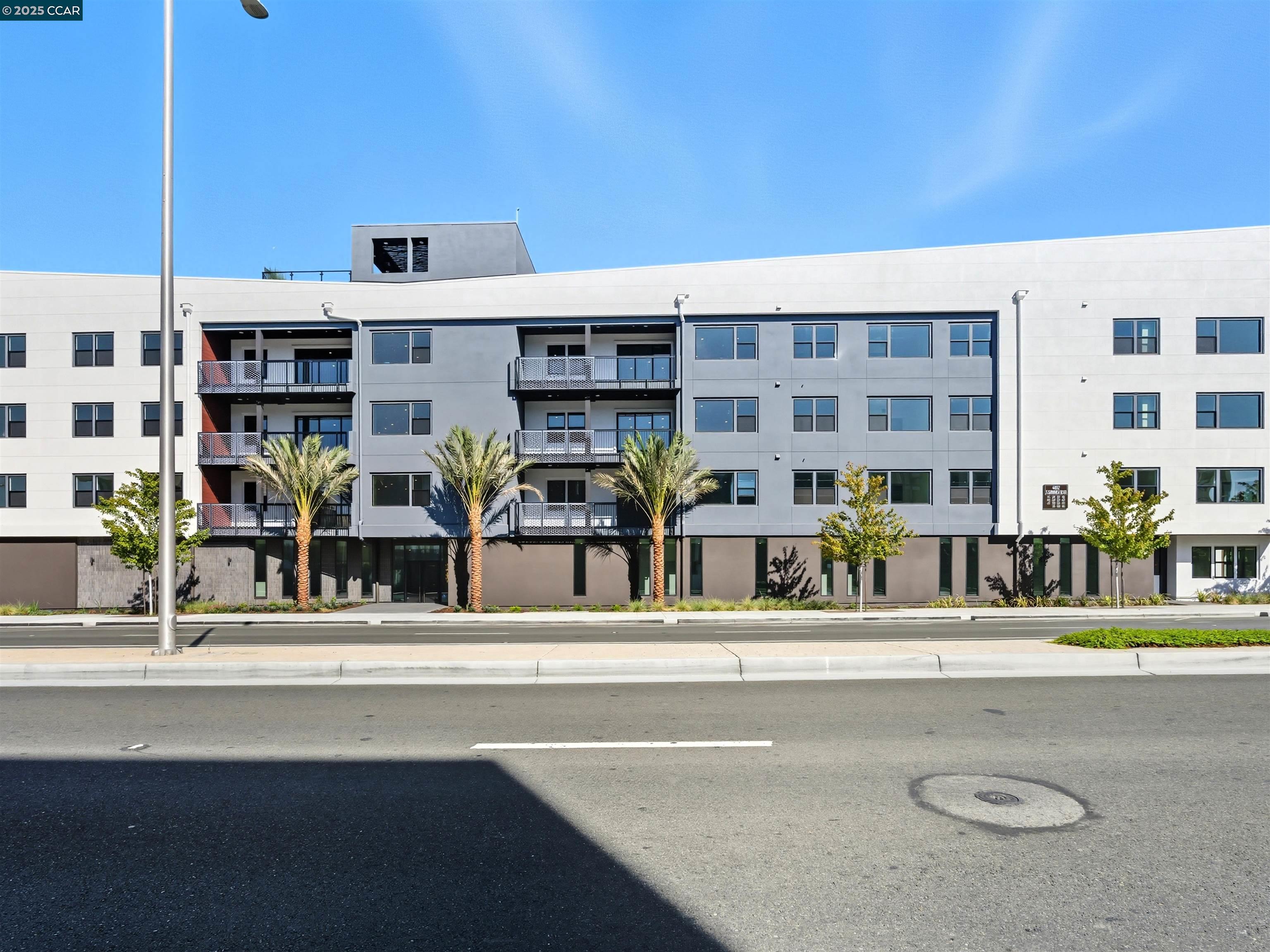 Detail Gallery Image 48 of 49 For 44862 S Grimmer Blvd #201,  Fremont,  CA 94538 - 3 Beds | 2 Baths