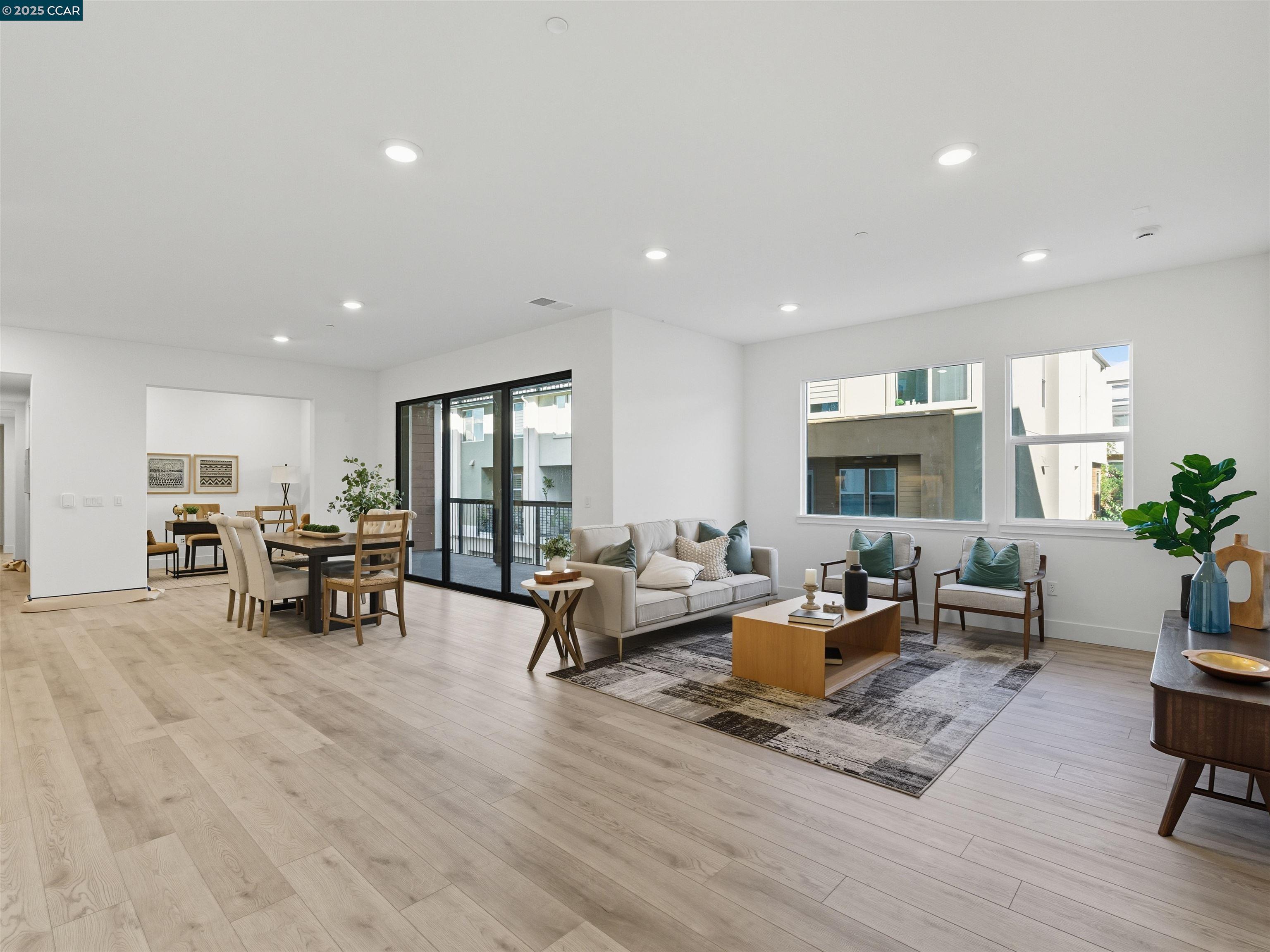 Detail Gallery Image 10 of 49 For 44862 S Grimmer Blvd #201,  Fremont,  CA 94538 - 3 Beds | 2 Baths