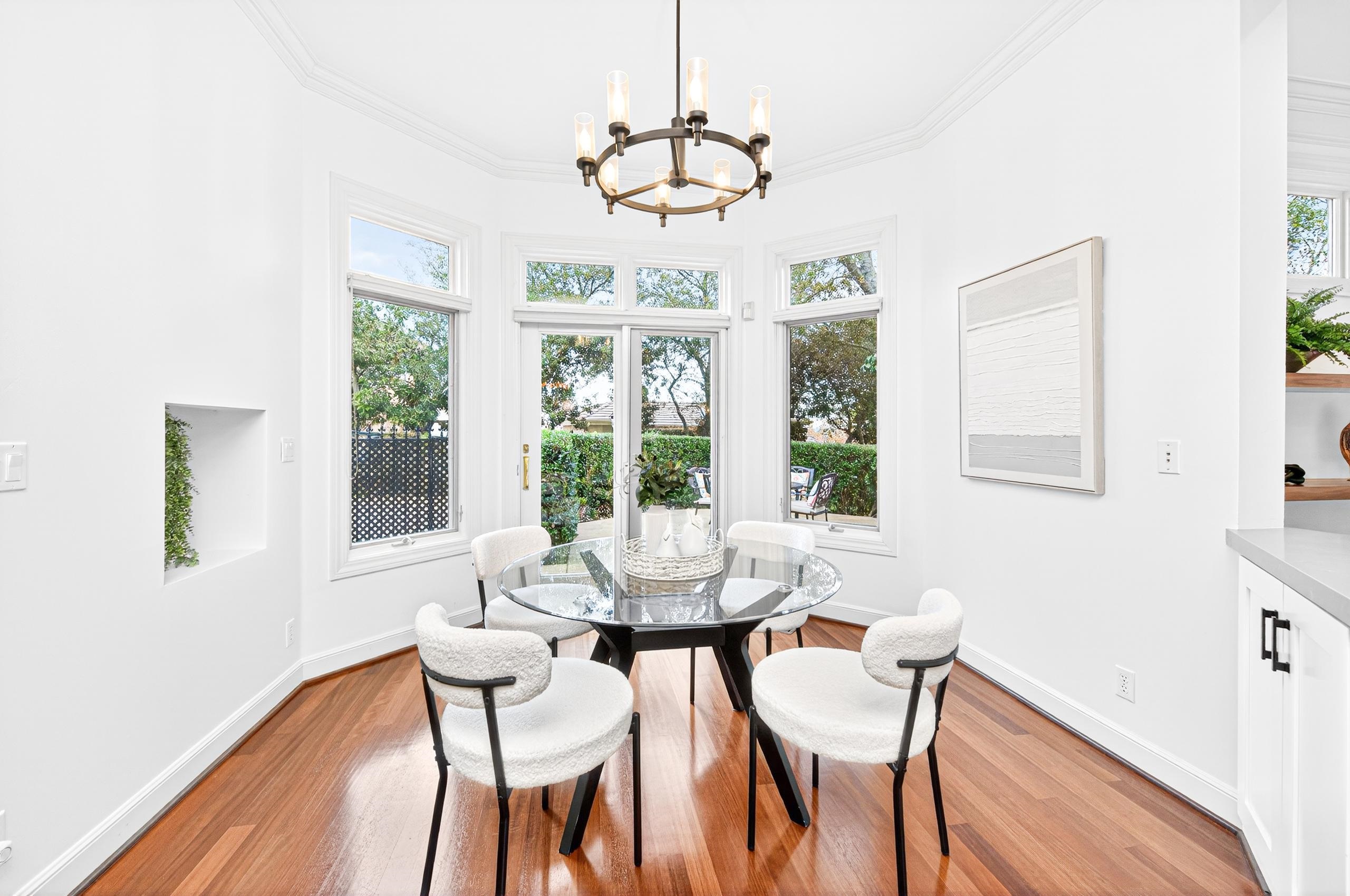 Detail Gallery Image 18 of 48 For 1527 Honey Suckle Ct, Pleasanton,  CA 94588 - 5 Beds | 4/2 Baths