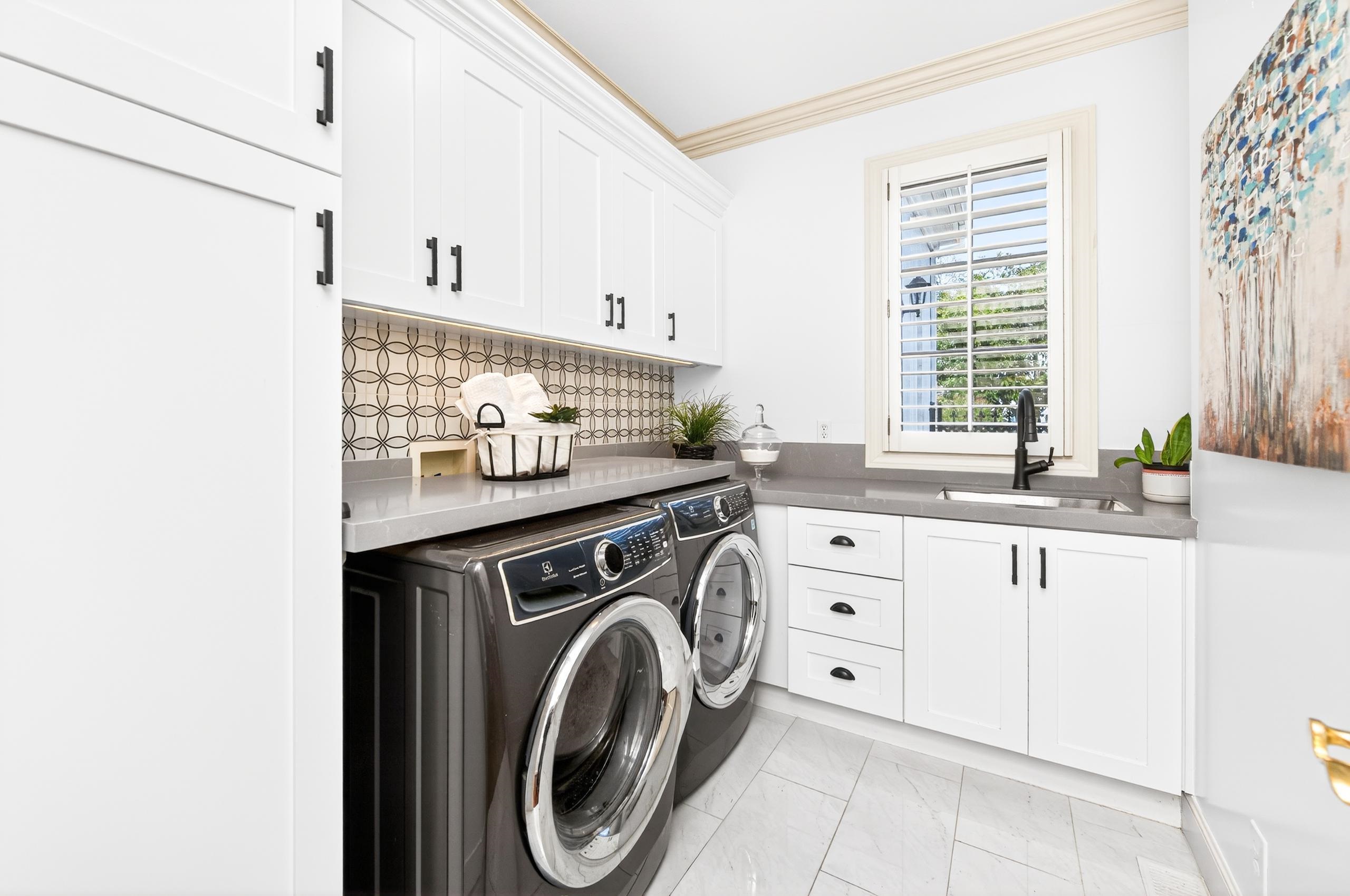 Detail Gallery Image 26 of 48 For 1527 Honey Suckle Ct, Pleasanton,  CA 94588 - 5 Beds | 4/2 Baths