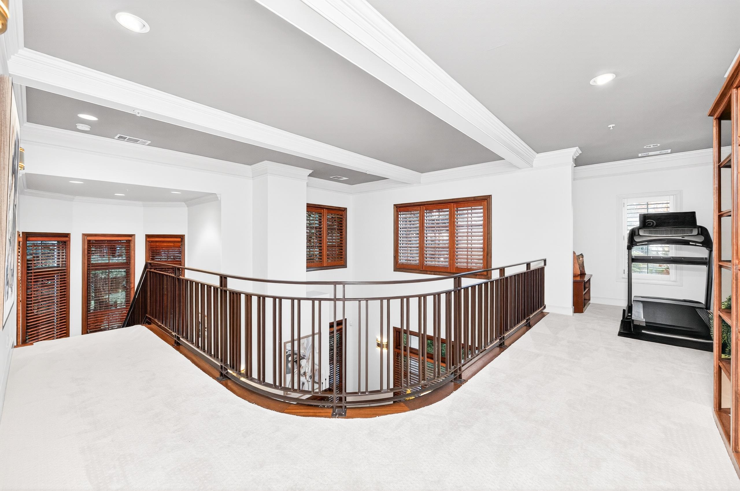 Detail Gallery Image 28 of 48 For 1527 Honey Suckle Ct, Pleasanton,  CA 94588 - 5 Beds | 4/2 Baths