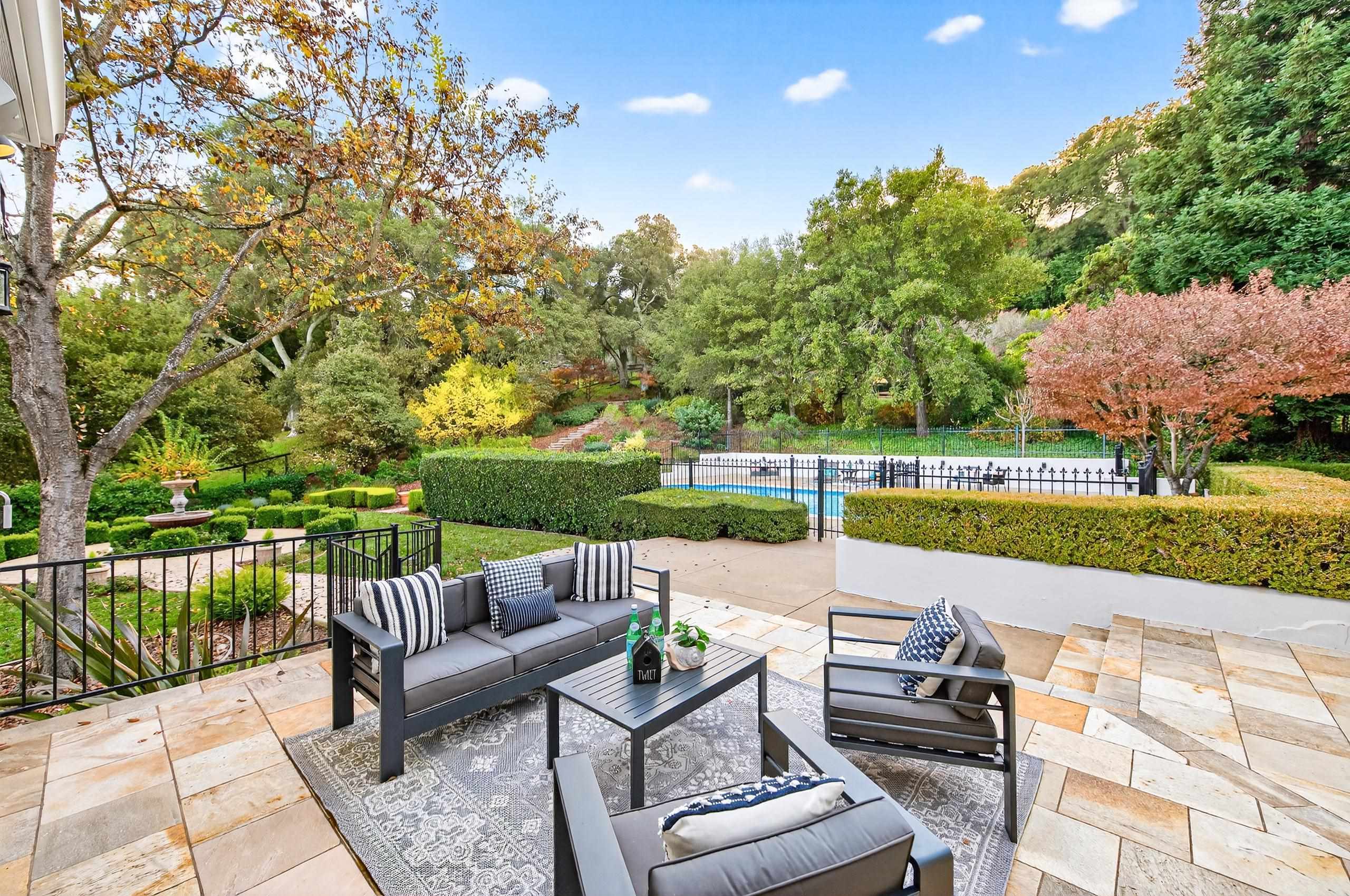 Detail Gallery Image 41 of 48 For 1527 Honey Suckle Ct, Pleasanton,  CA 94588 - 5 Beds | 4/2 Baths