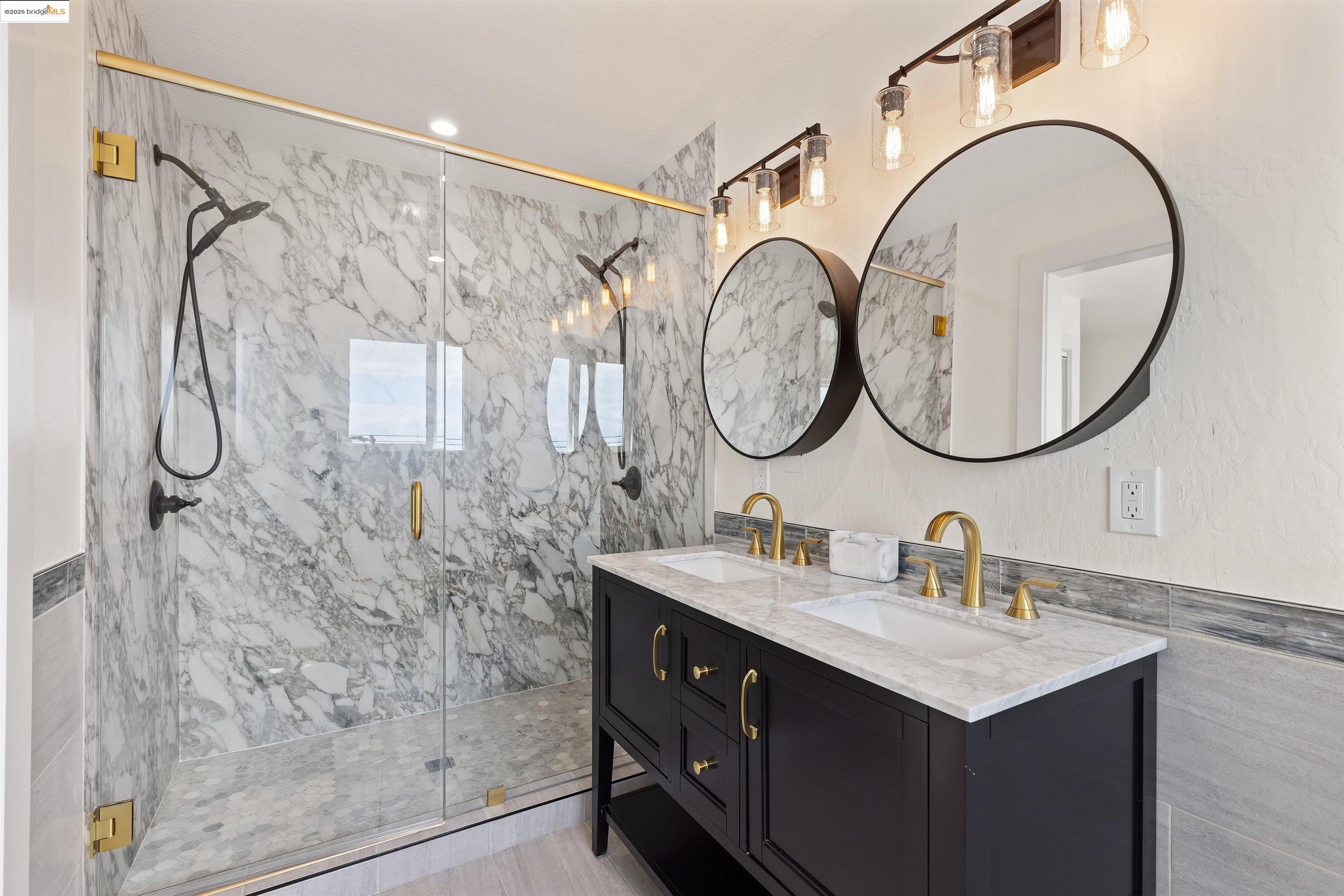 Detail Gallery Image 29 of 47 For 7756 Sunkist Dr, Oakland,  CA 94605 - 3 Beds | 2 Baths