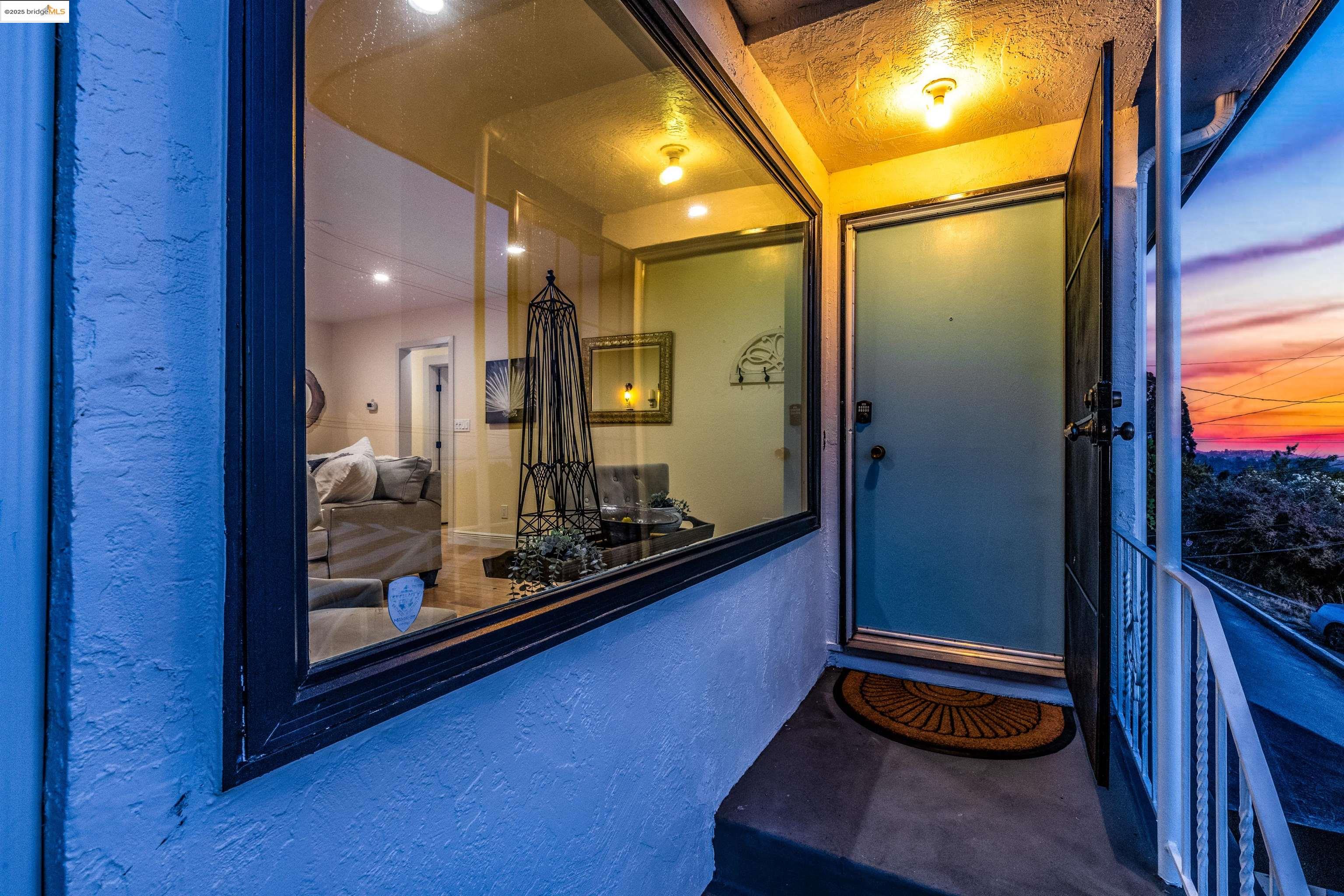 Detail Gallery Image 42 of 47 For 7756 Sunkist Dr, Oakland,  CA 94605 - 3 Beds | 2 Baths