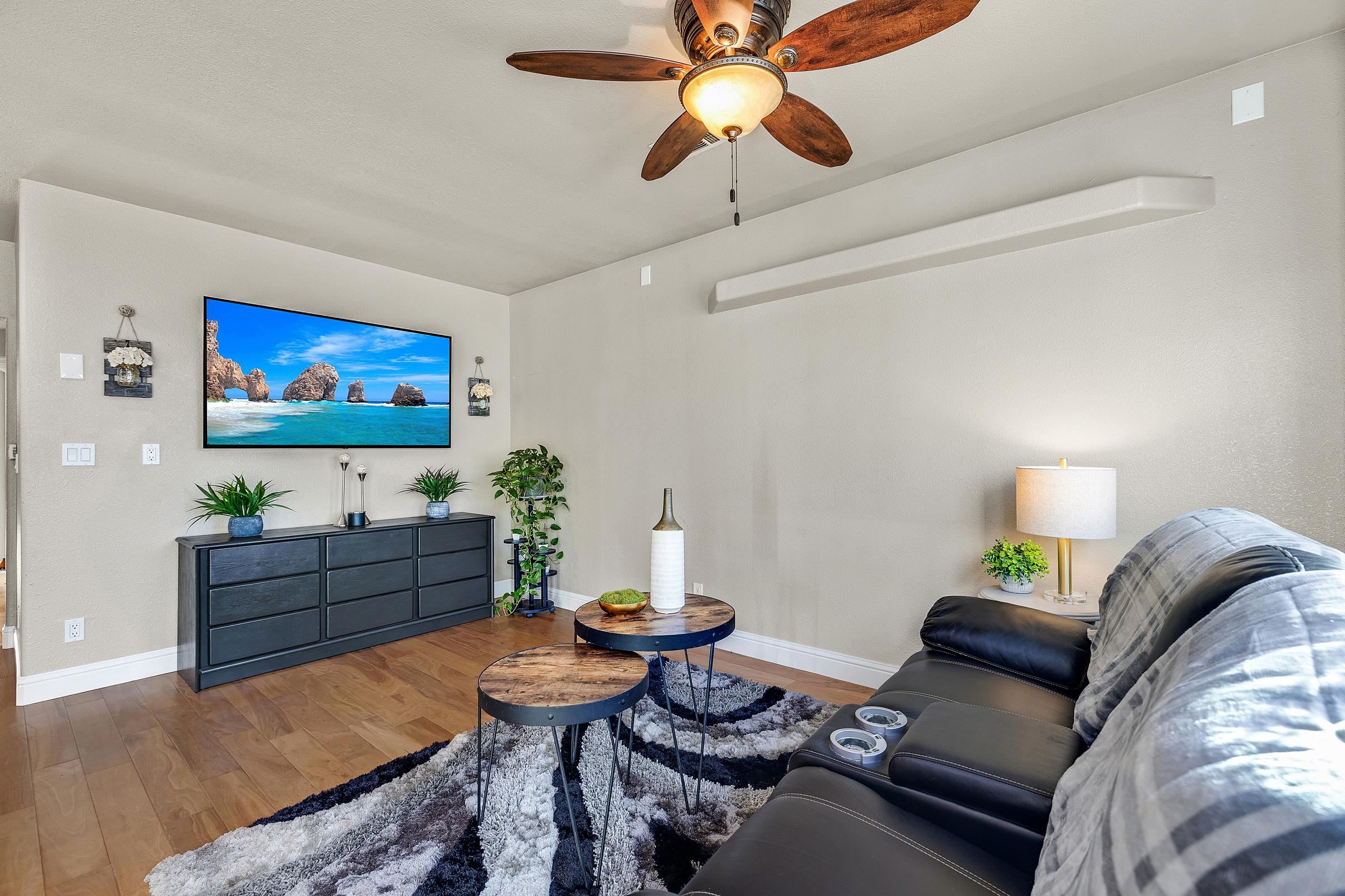 Detail Gallery Image 12 of 60 For 339 I St, Fremont,  CA 94536 - 6 Beds | 3 Baths