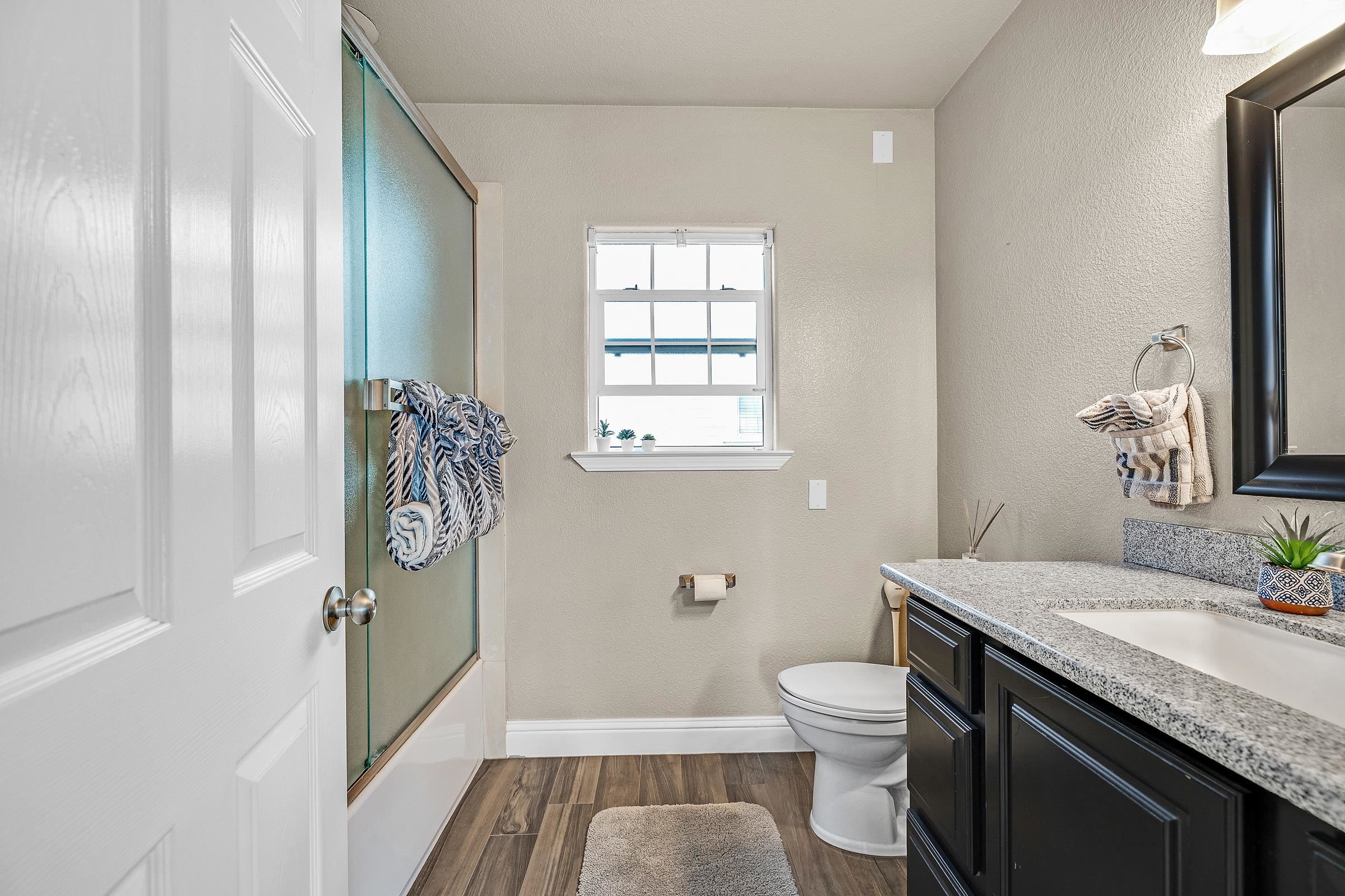 Detail Gallery Image 15 of 60 For 339 I St, Fremont,  CA 94536 - 6 Beds | 3 Baths