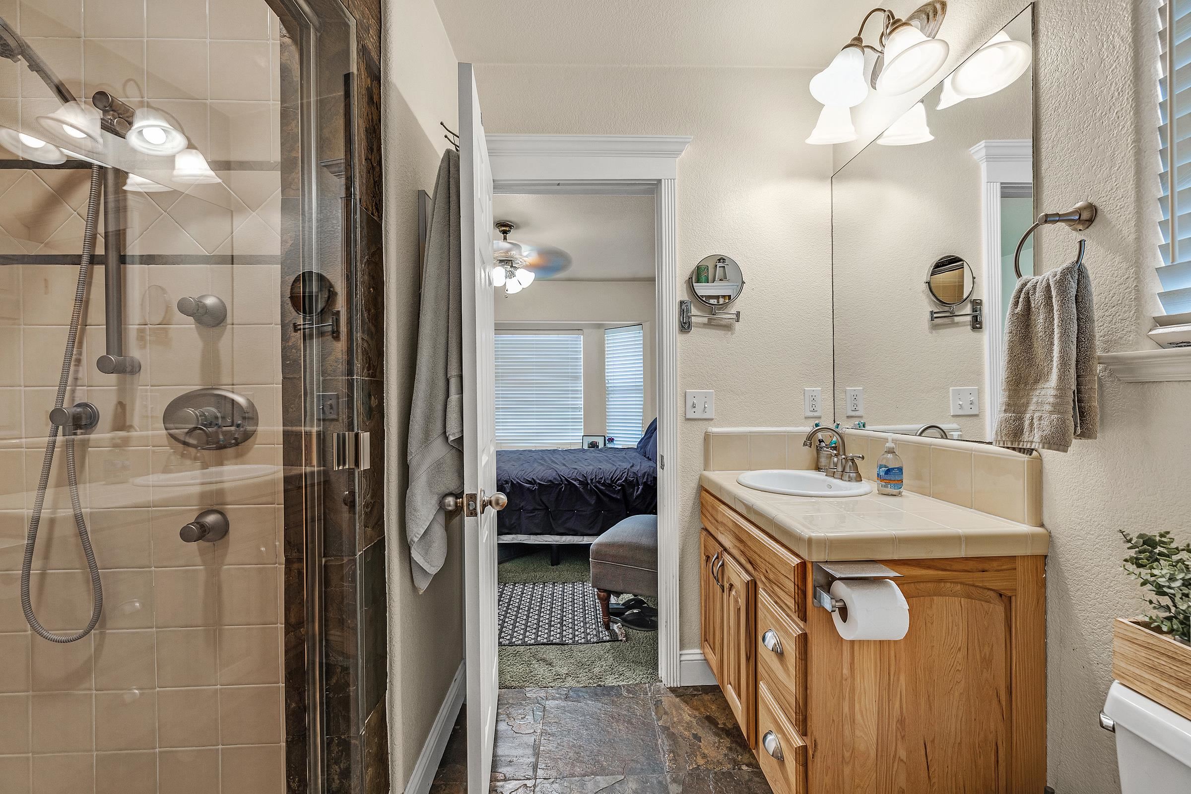 Detail Gallery Image 24 of 60 For 339 I St, Fremont,  CA 94536 - 6 Beds | 3 Baths