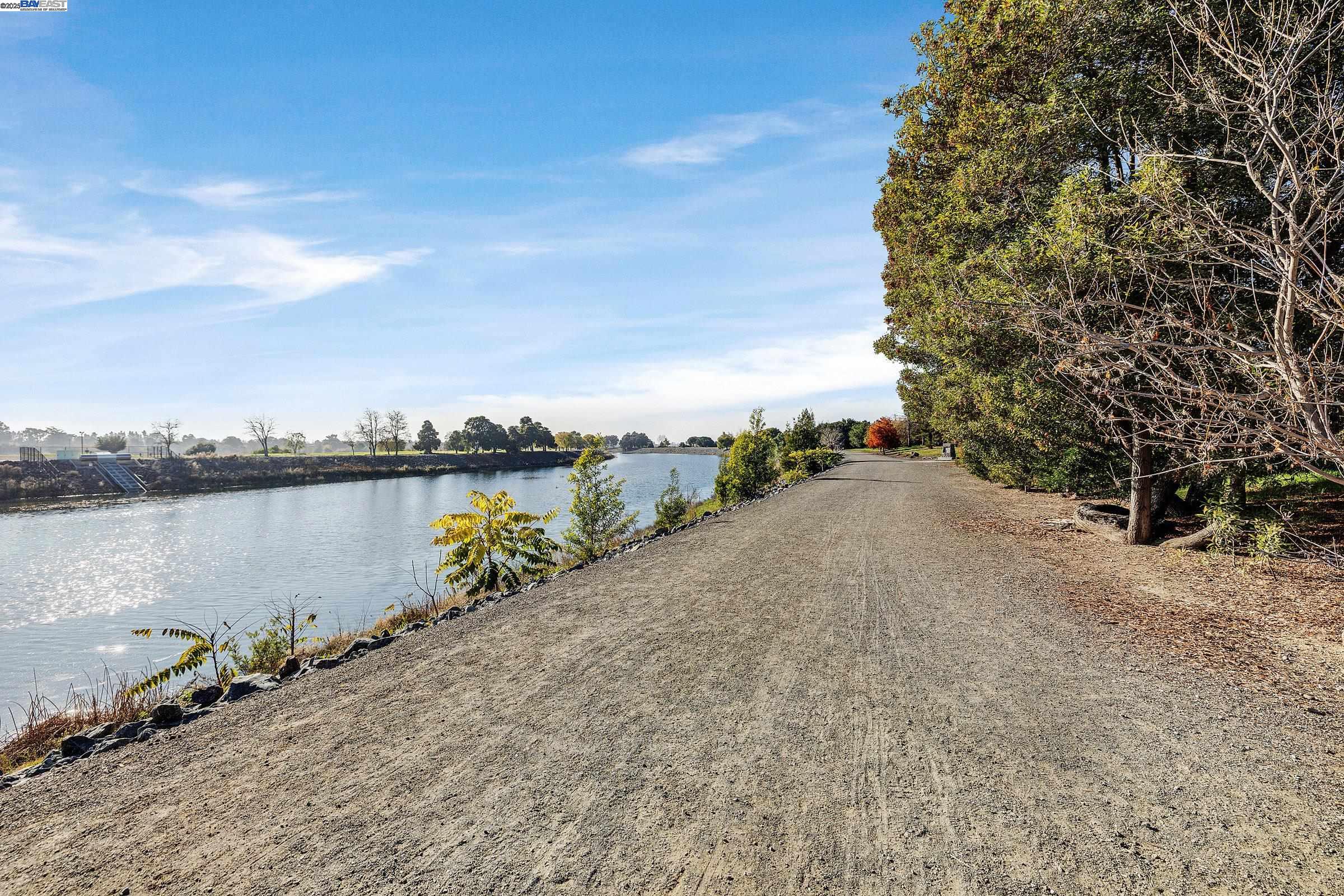 Detail Gallery Image 54 of 60 For 339 I St, Fremont,  CA 94536 - 6 Beds | 3 Baths