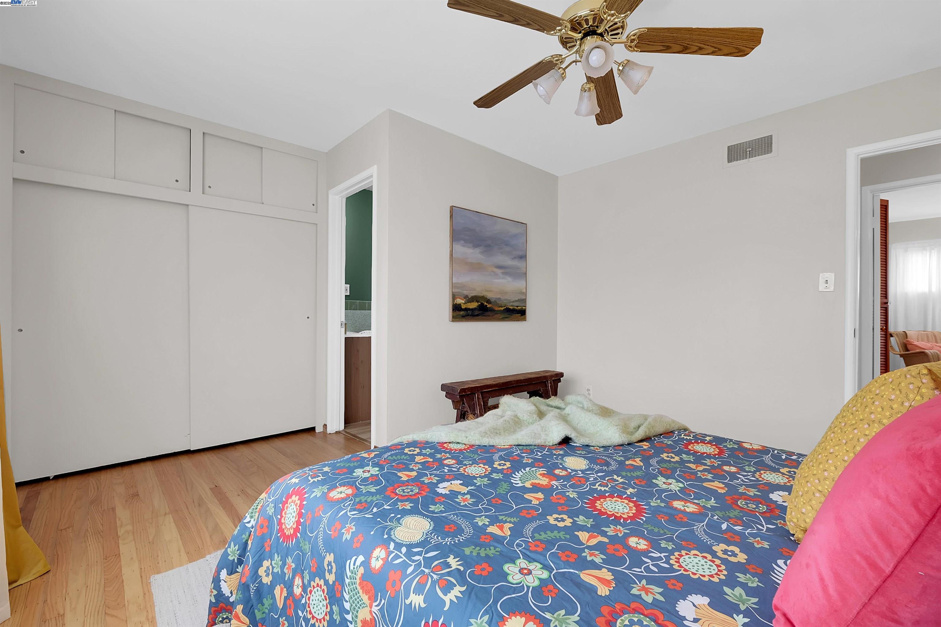 Detail Gallery Image 19 of 34 For 15835 via Seco, San Lorenzo,  CA 94580 - 3 Beds | 2 Baths