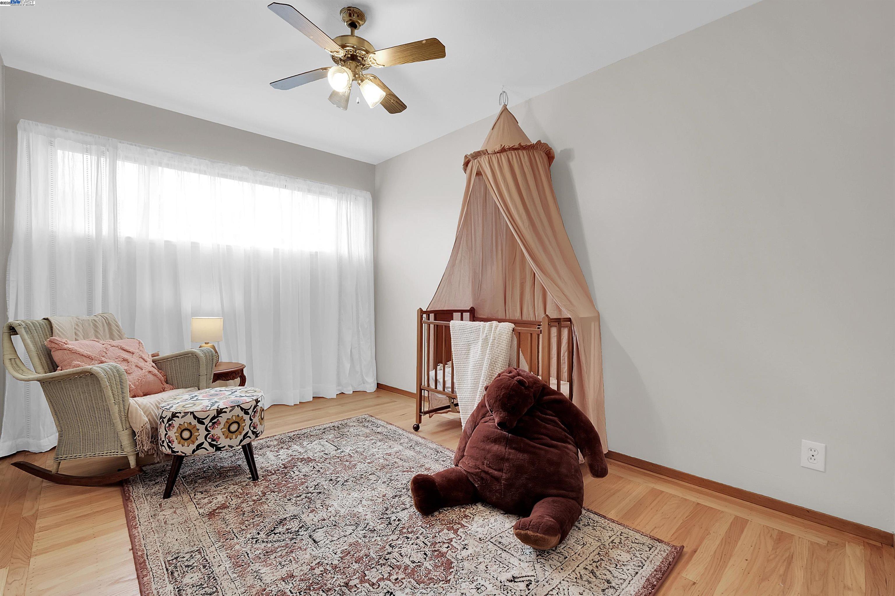 Detail Gallery Image 22 of 34 For 15835 via Seco, San Lorenzo,  CA 94580 - 3 Beds | 2 Baths