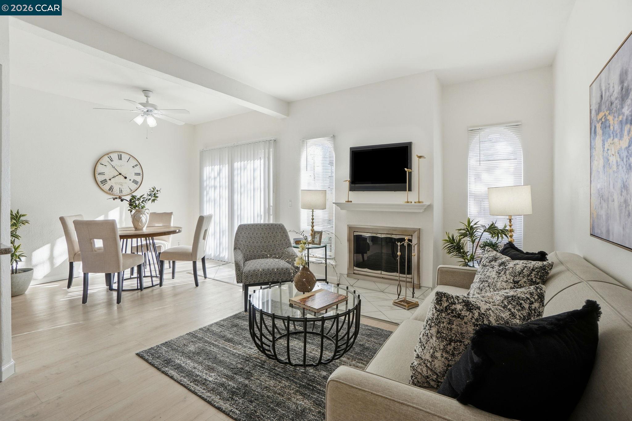 Photo #1: 41119459 Listing: Photo #1