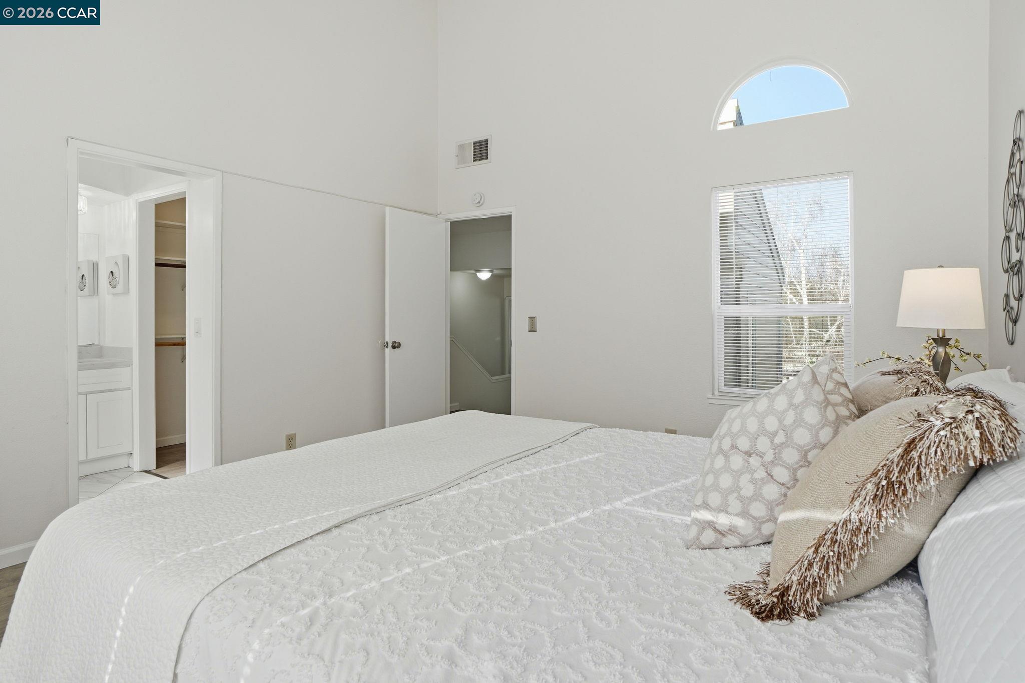 Photo #13: 41119459 Listing: Photo #13