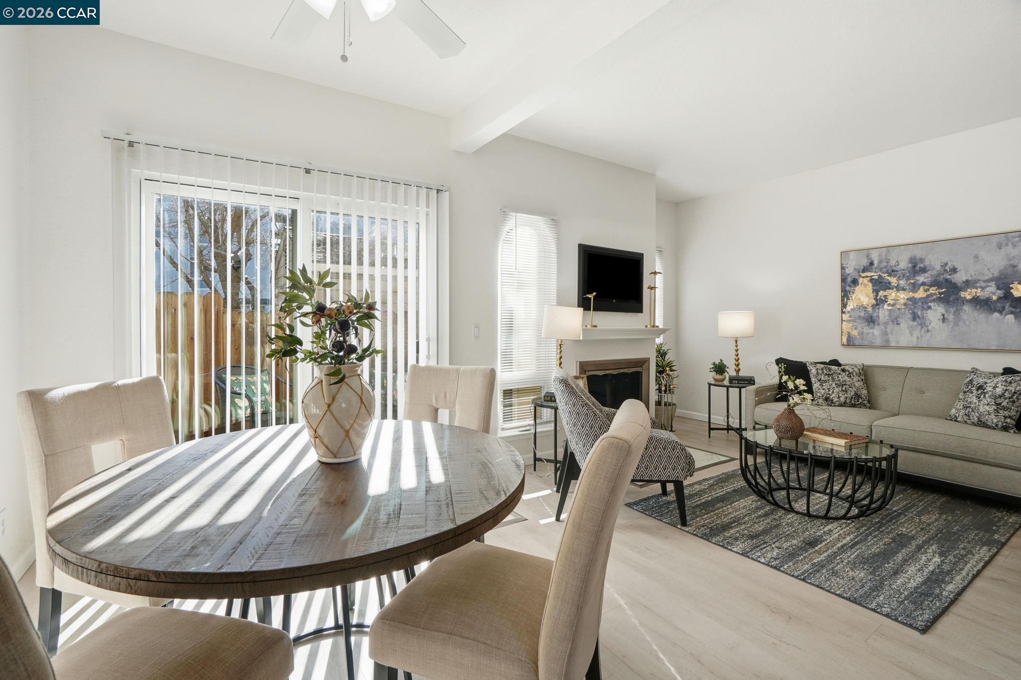 Photo #5: 41119459 Listing: Photo #5