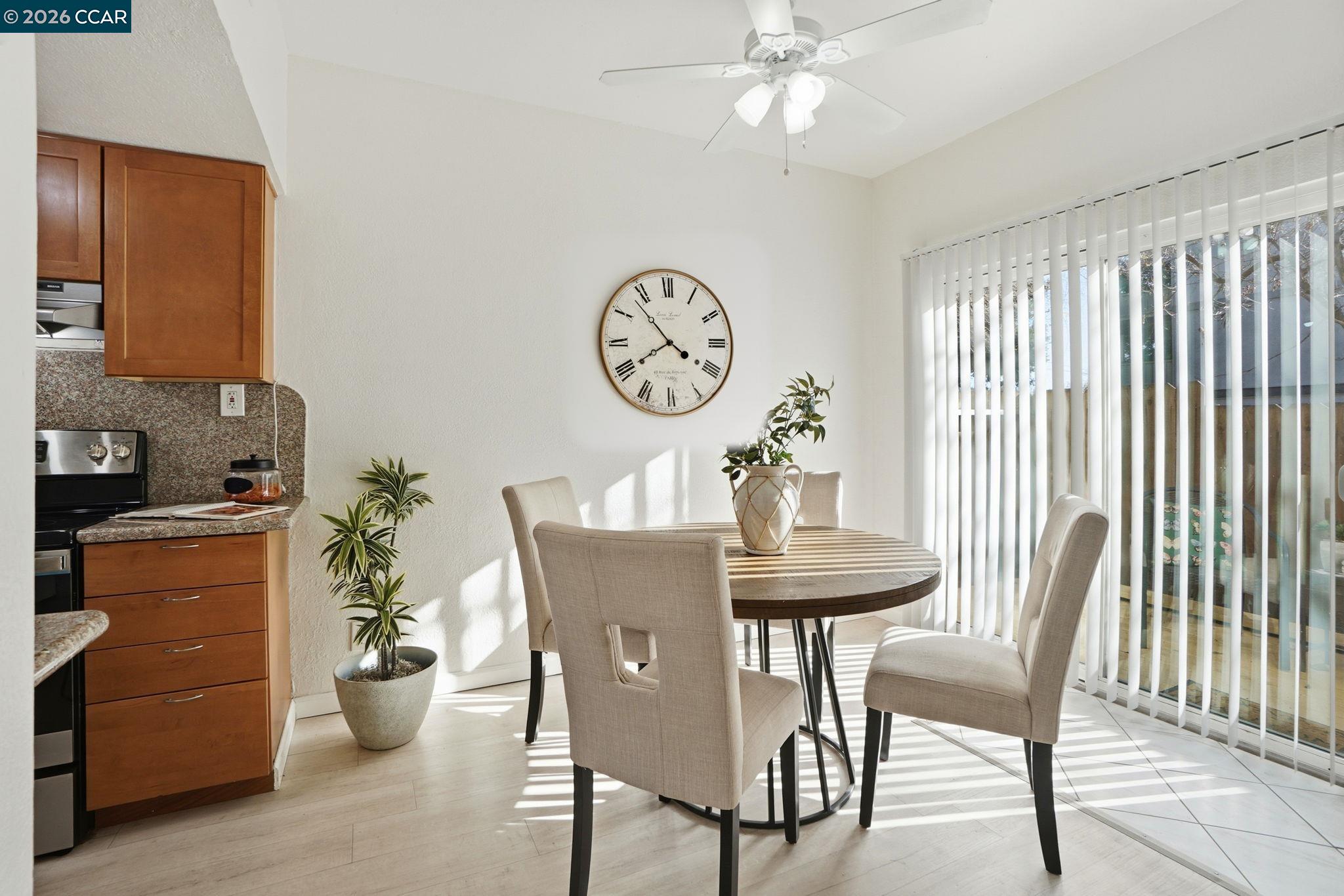 Photo #6: 41119459 Listing: Photo #6