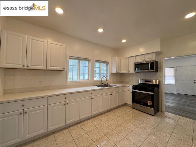 Detail Gallery Image 7 of 18 For 916 W 4th St, Antioch,  CA 94509 - 2 Beds | 2 Baths