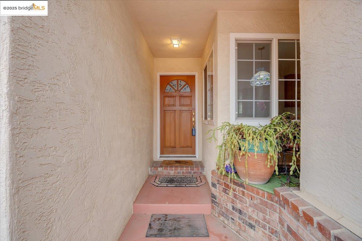 Detail Gallery Image 13 of 47 For 1870 Shadyside Ct, Oakdale,  CA 95361 - 4 Beds | 2 Baths