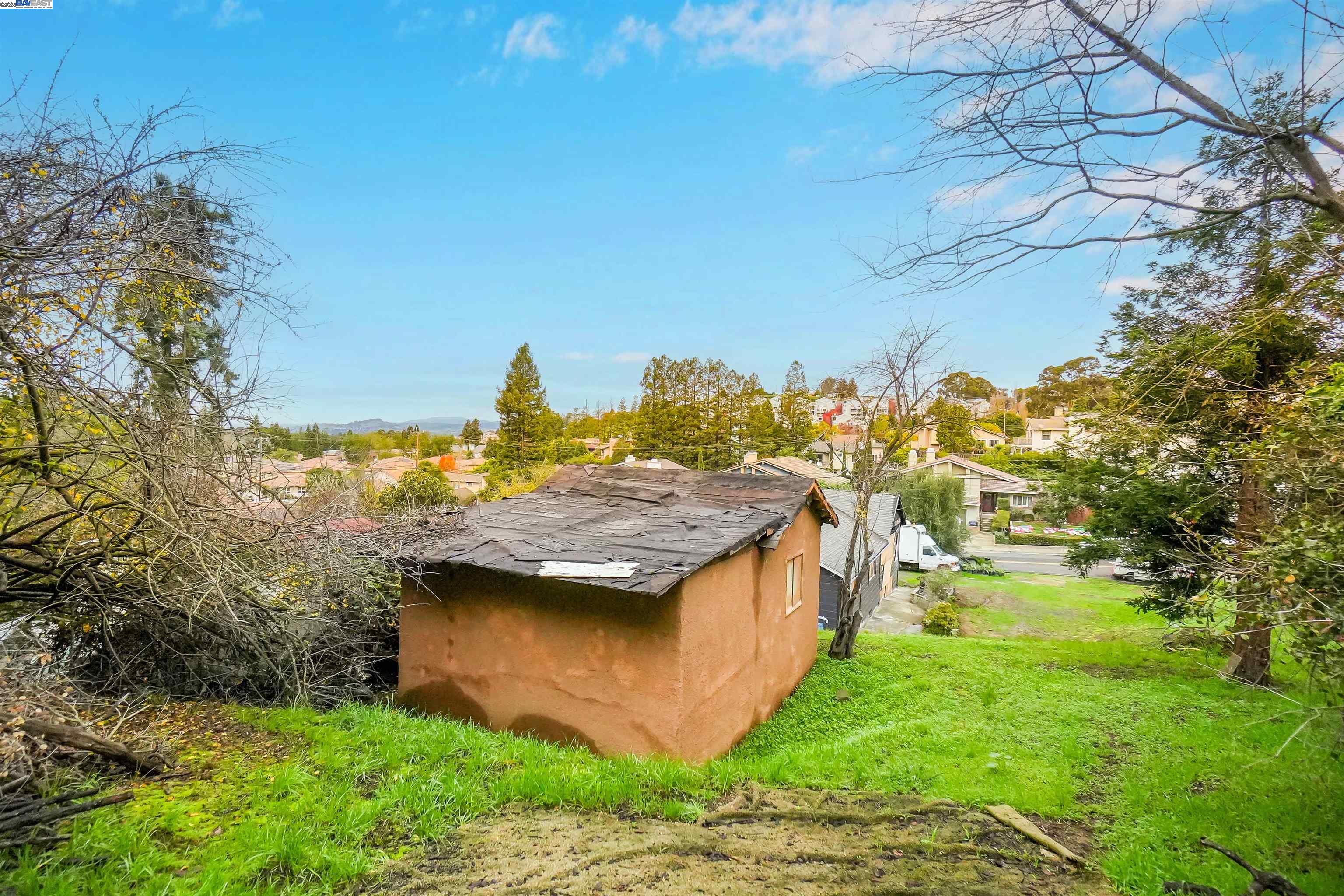 Detail Gallery Image 19 of 30 For 27449 Dobbel Ave, Hayward,  CA 94542 - 4 Beds | 2 Baths