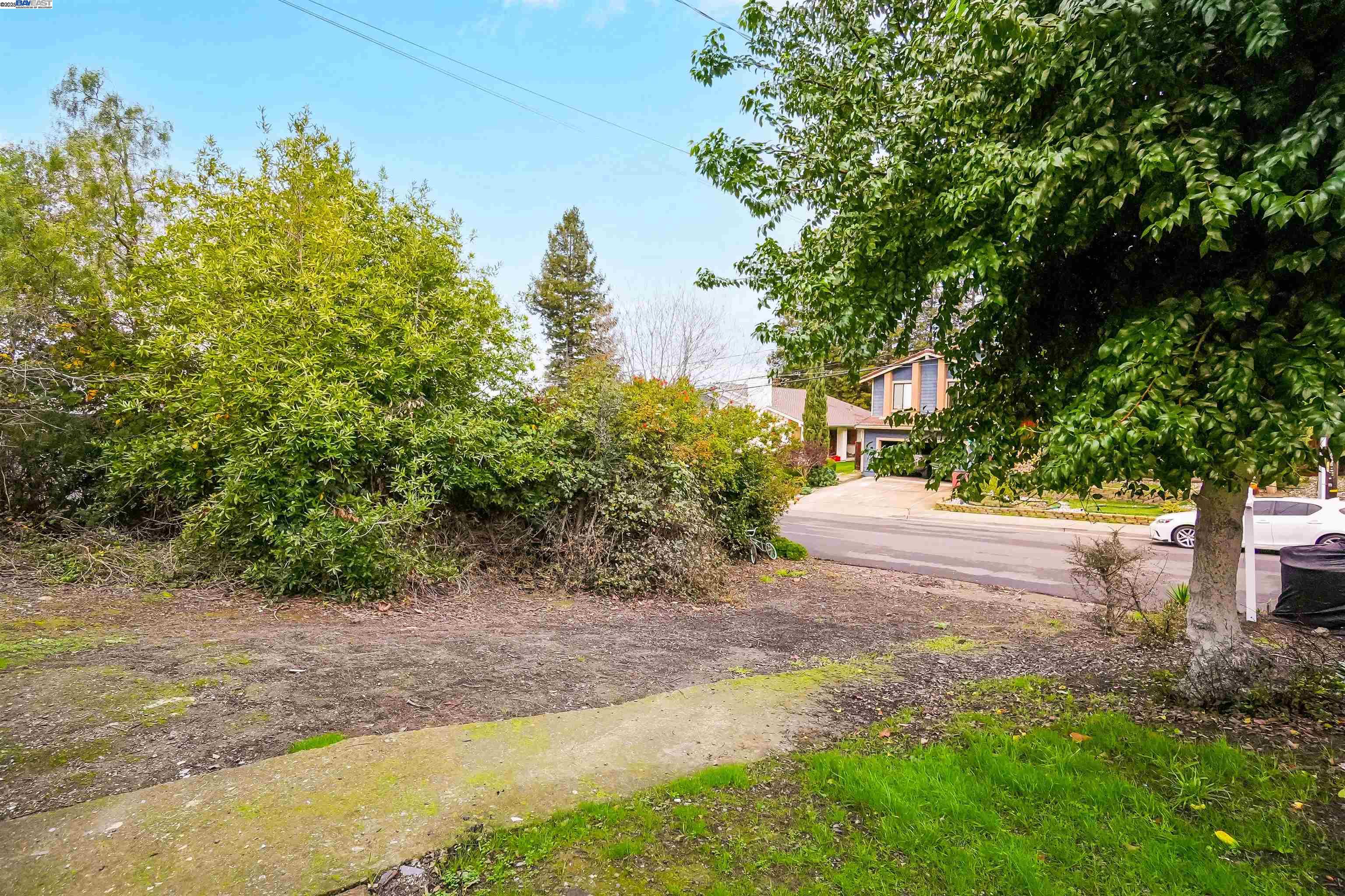 Detail Gallery Image 23 of 30 For 27449 Dobbel Ave, Hayward,  CA 94542 - 4 Beds | 2 Baths