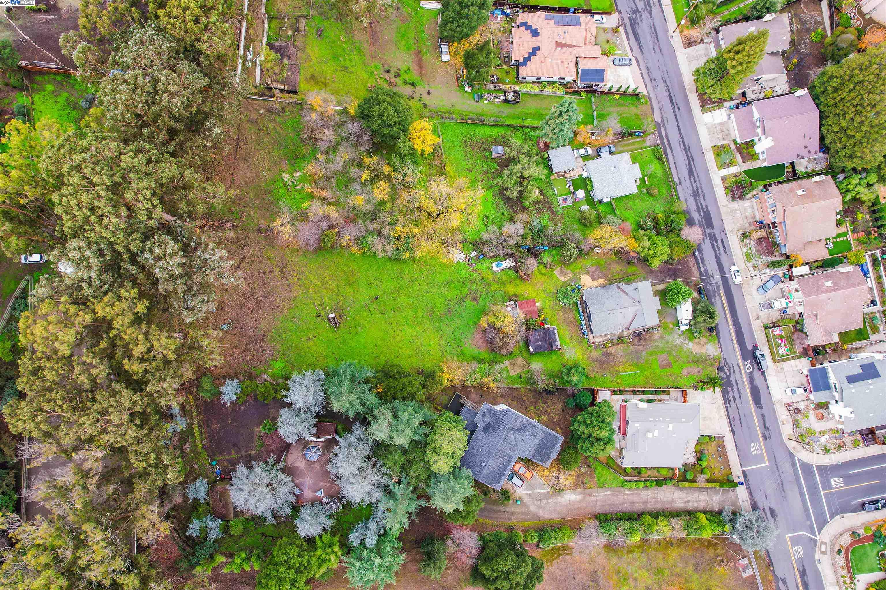 Detail Gallery Image 27 of 30 For 27449 Dobbel Ave, Hayward,  CA 94542 - 4 Beds | 2 Baths