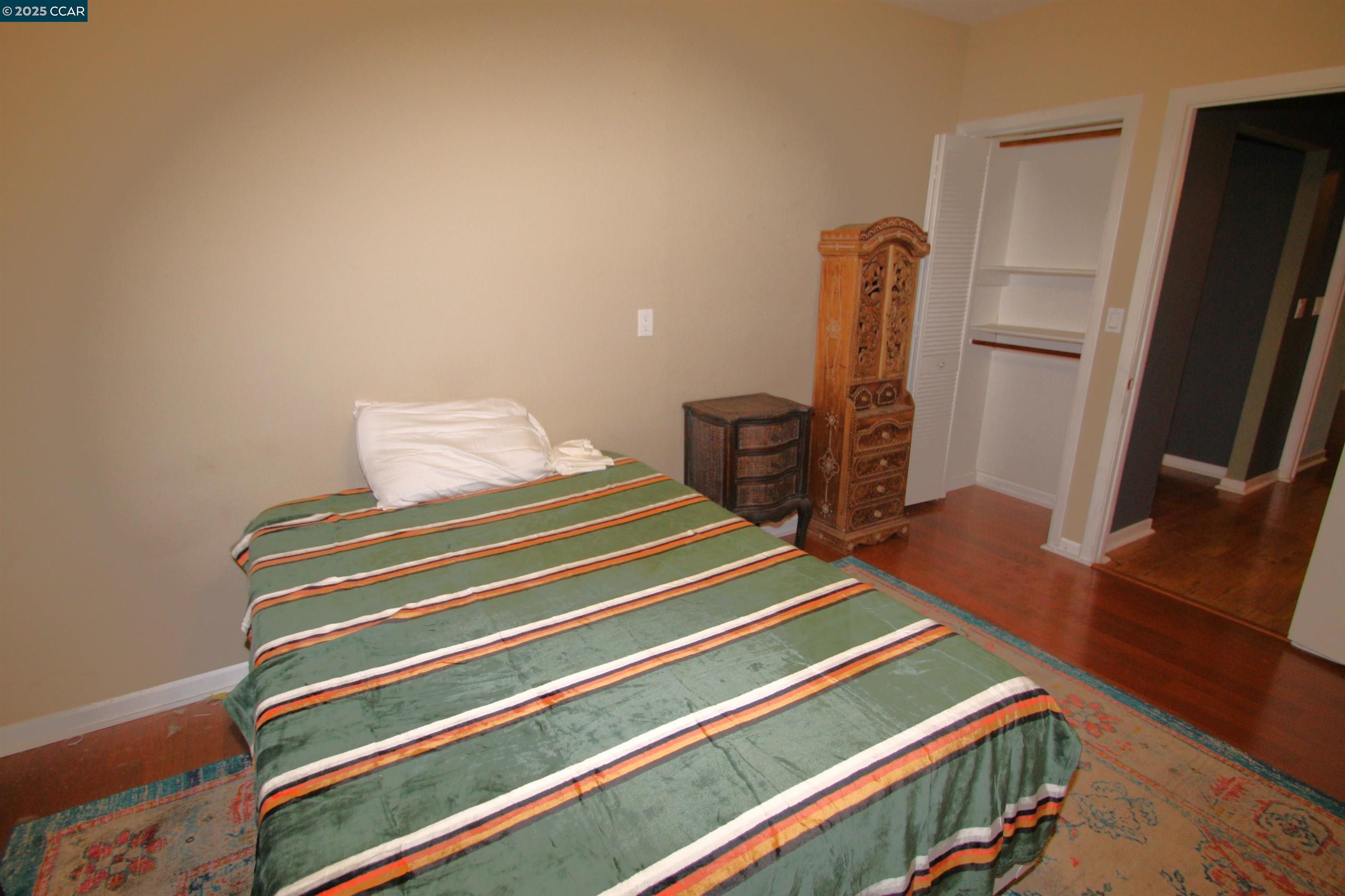 Detail Gallery Image 15 of 26 For 1002 Warren St, Martinez,  CA 94553 - 2 Beds | 1 Baths