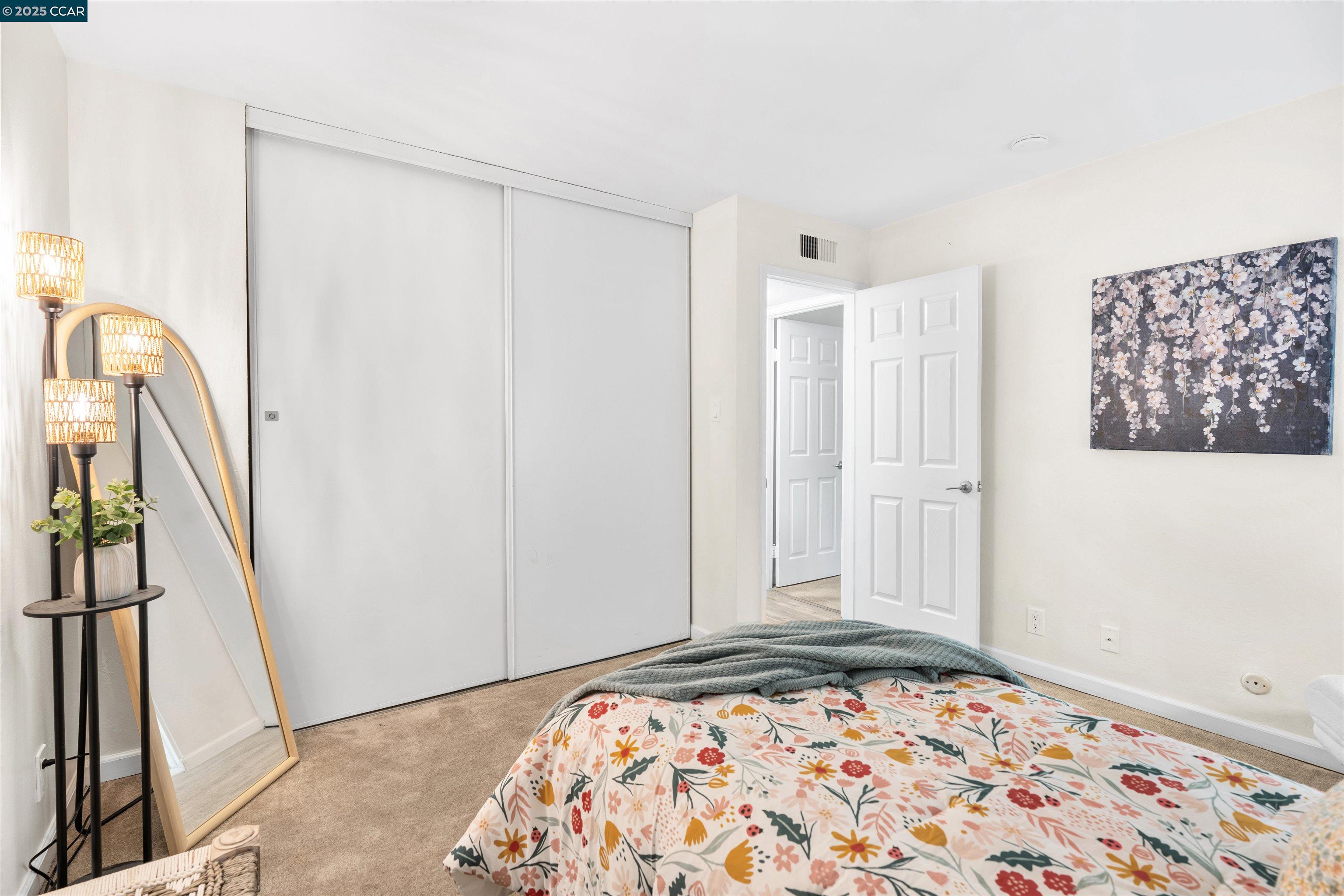 Photo #21: 41119469 Listing: Photo #21