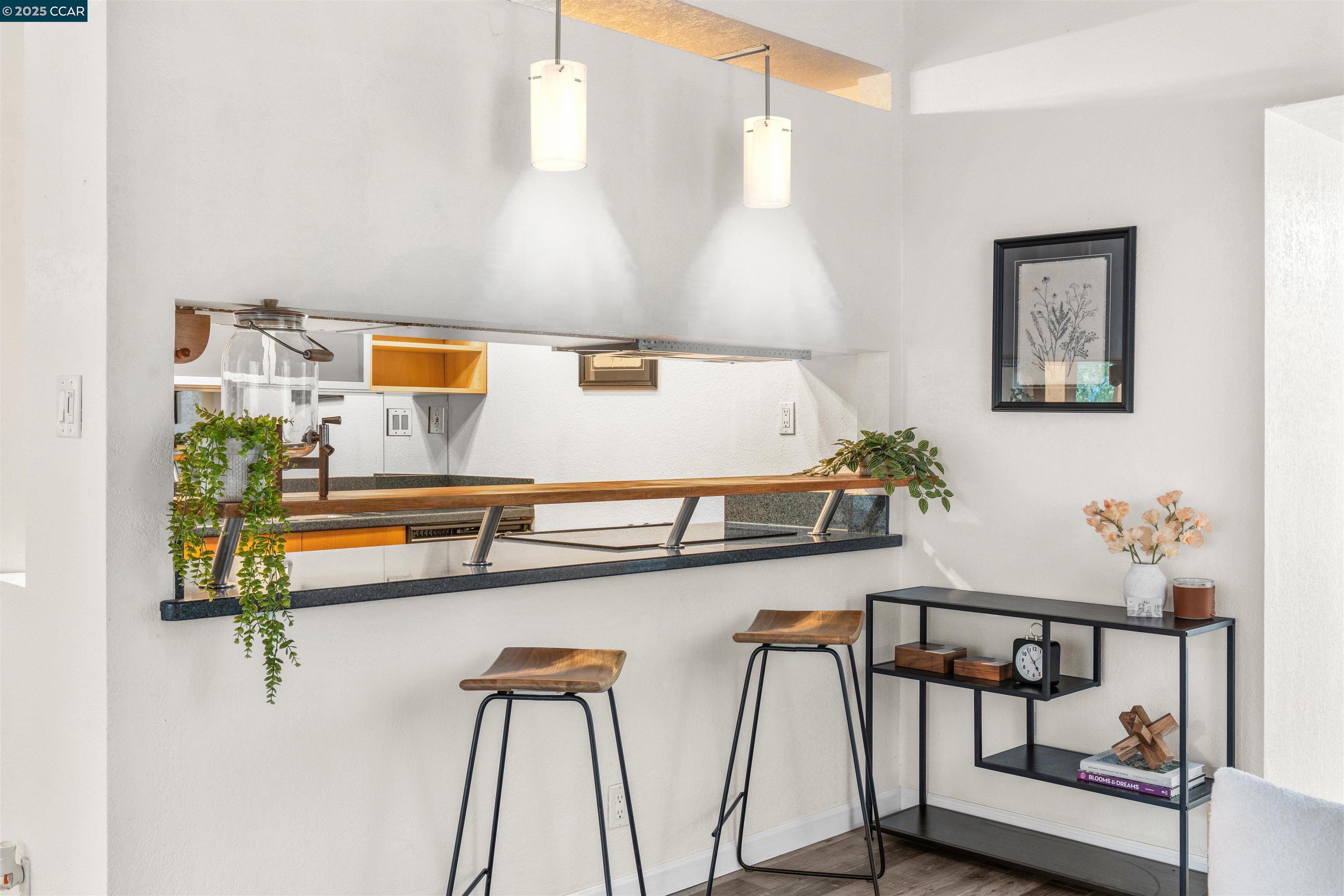 Photo #6: 41119469 Listing: Photo #6