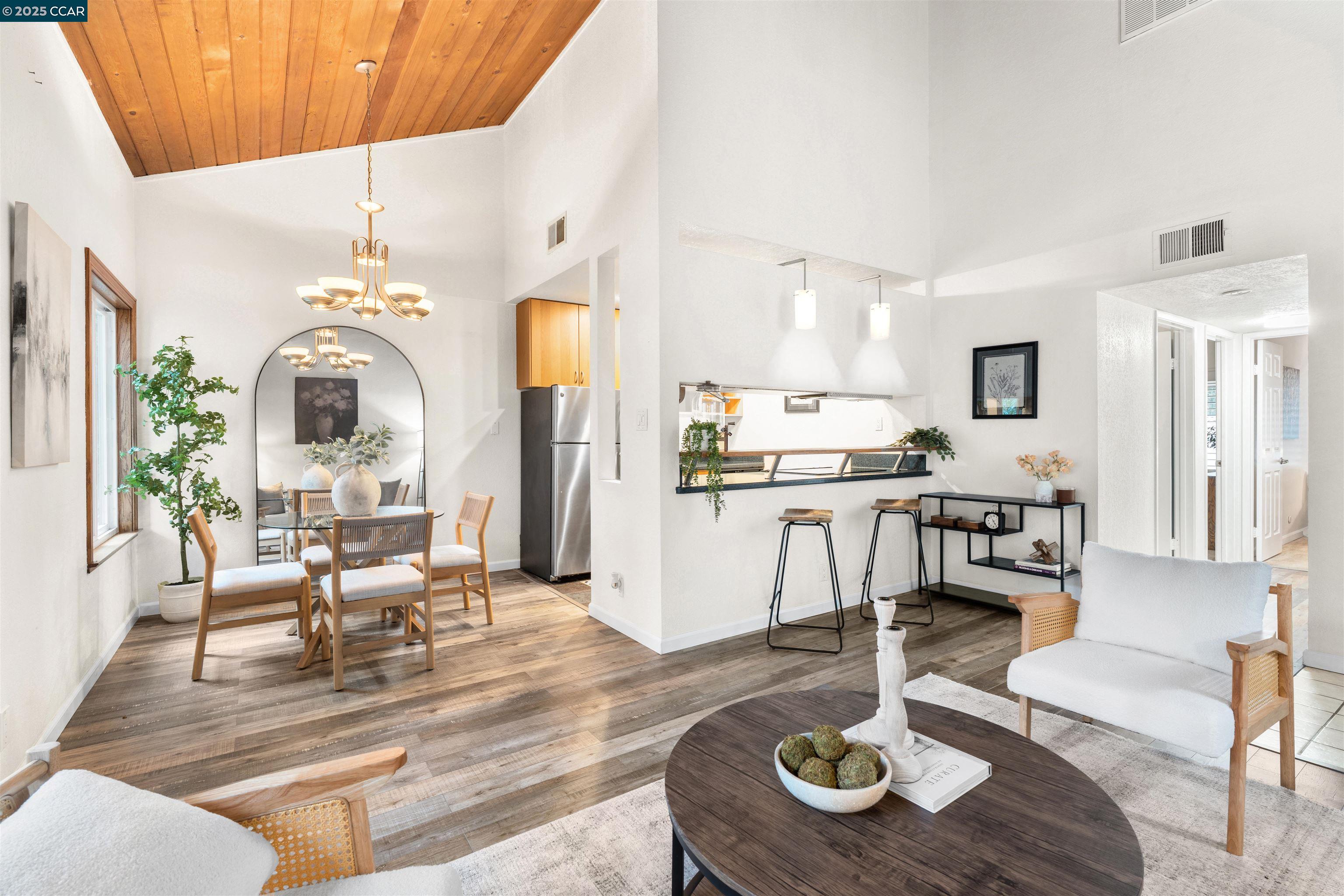 Photo #7: 41119469 Listing: Photo #7