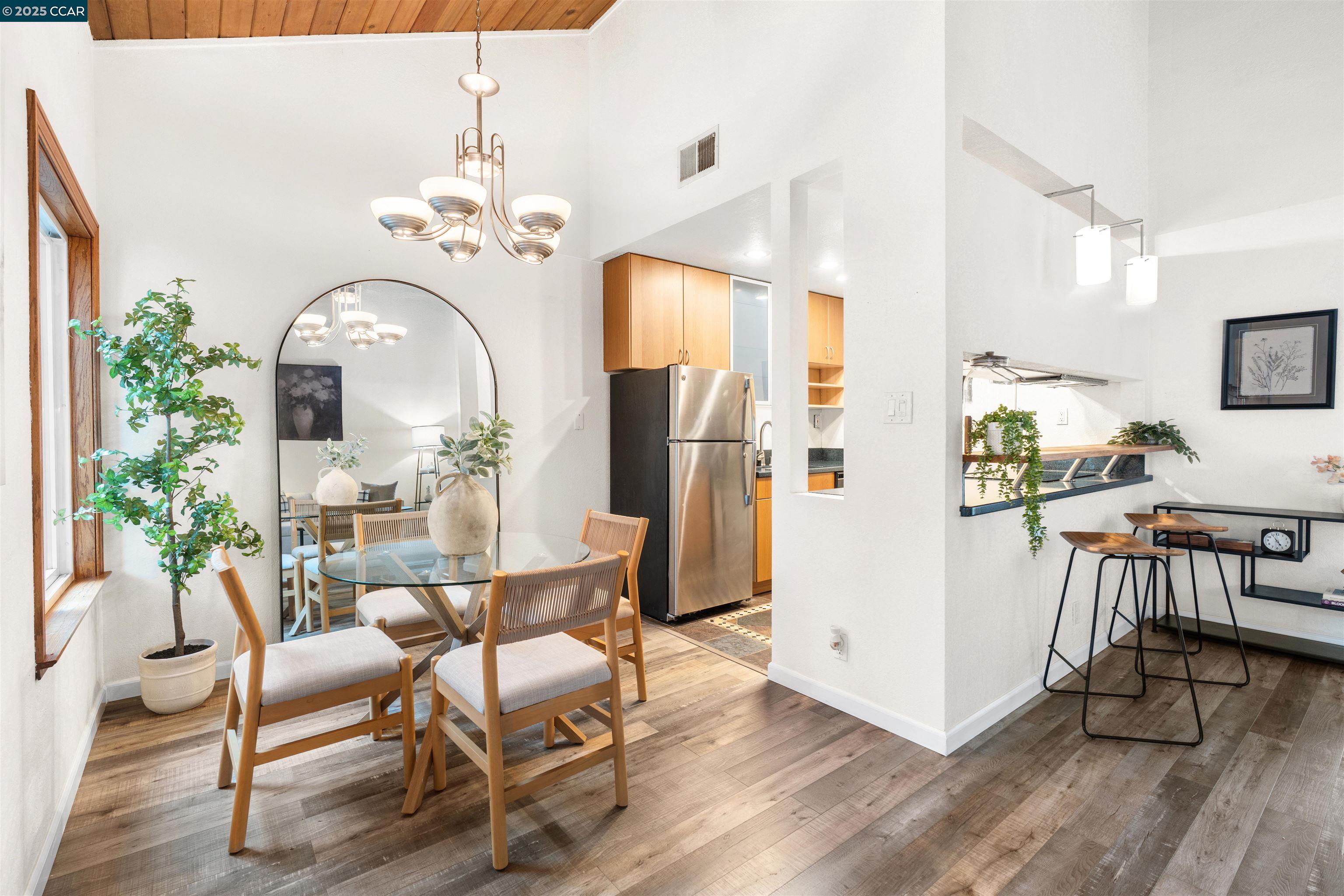 Photo #8: 41119469 Listing: Photo #8