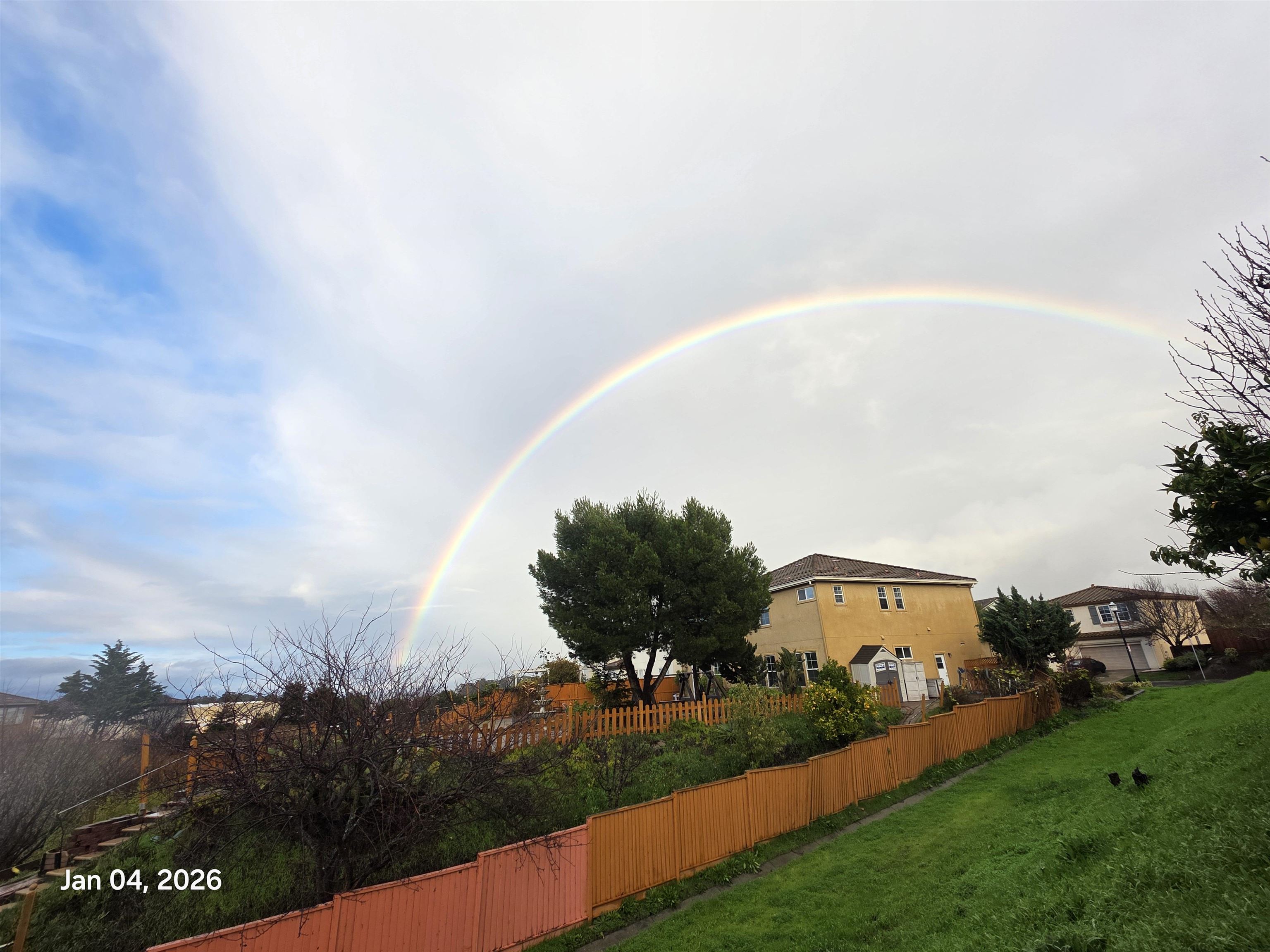 Detail Gallery Image 4 of 56 For 5701 Oakmont Dr, Richmond,  CA 94806 - 5 Beds | 3 Baths