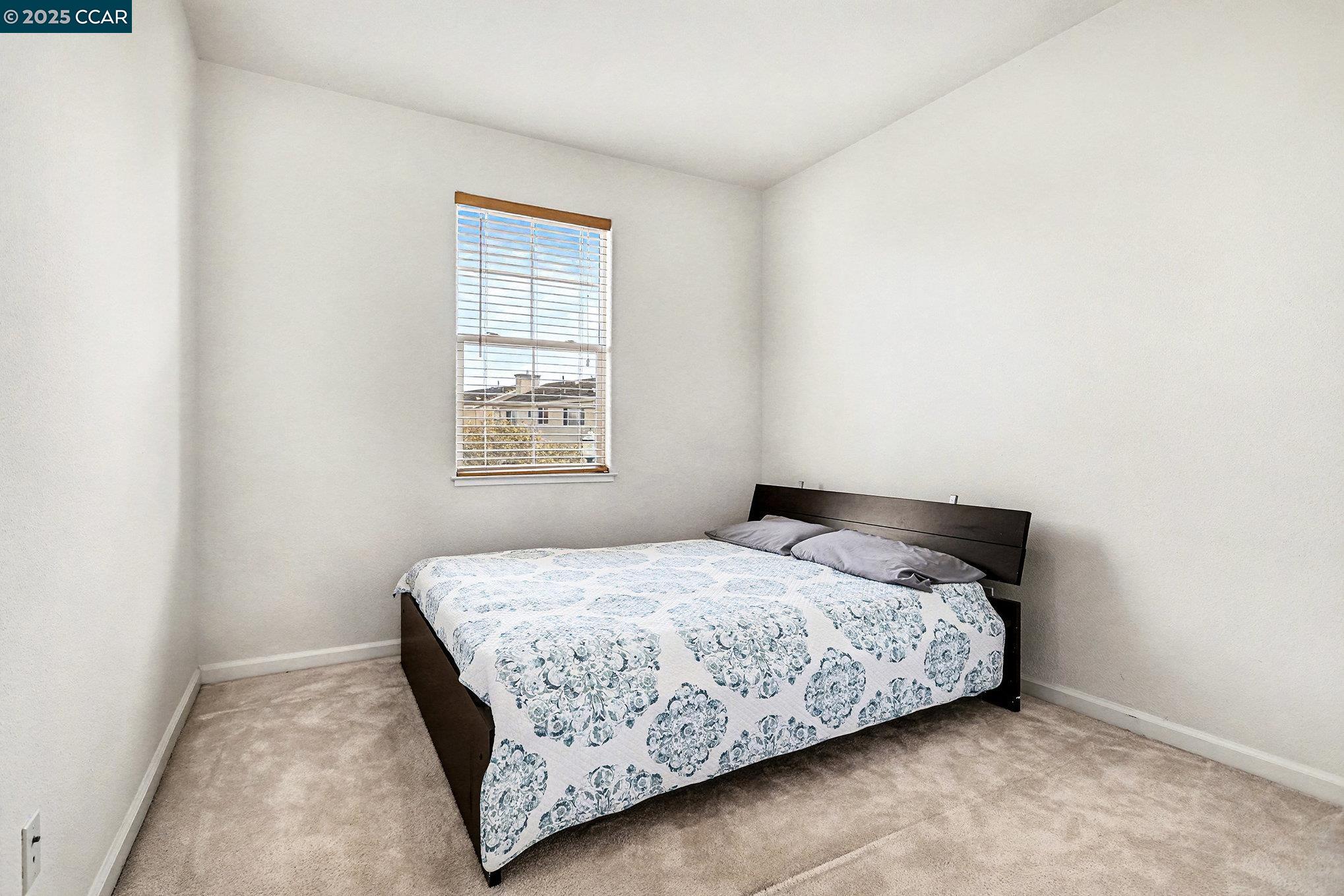 Detail Gallery Image 33 of 56 For 5701 Oakmont Dr, Richmond,  CA 94806 - 5 Beds | 3 Baths