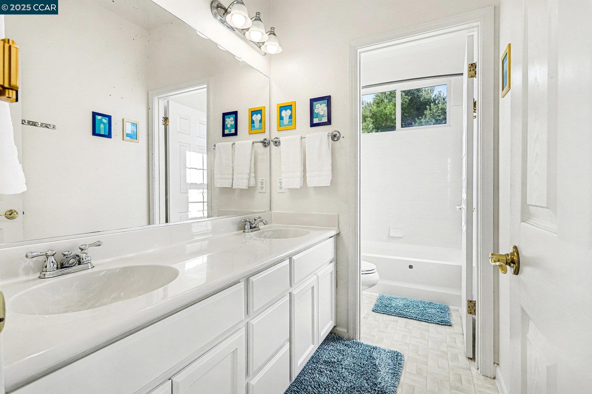 Detail Gallery Image 34 of 56 For 5701 Oakmont Dr, Richmond,  CA 94806 - 5 Beds | 3 Baths