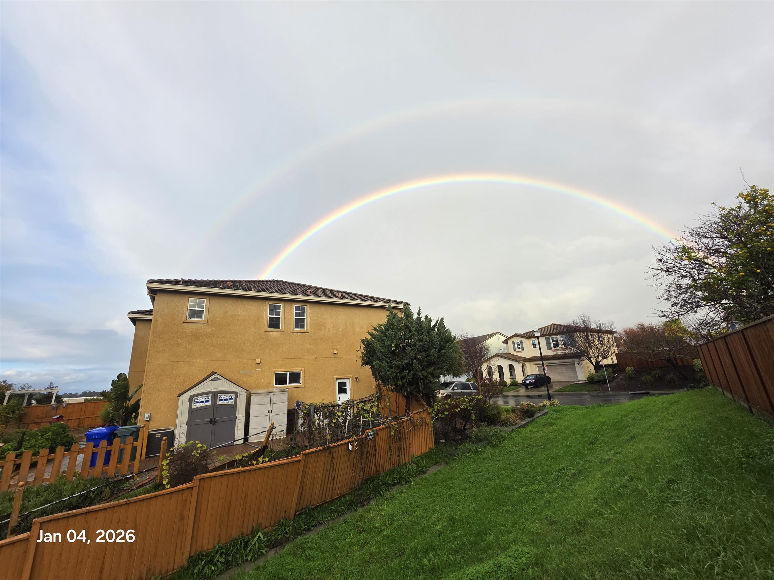 Detail Gallery Image 5 of 56 For 5701 Oakmont Dr, Richmond,  CA 94806 - 5 Beds | 3 Baths